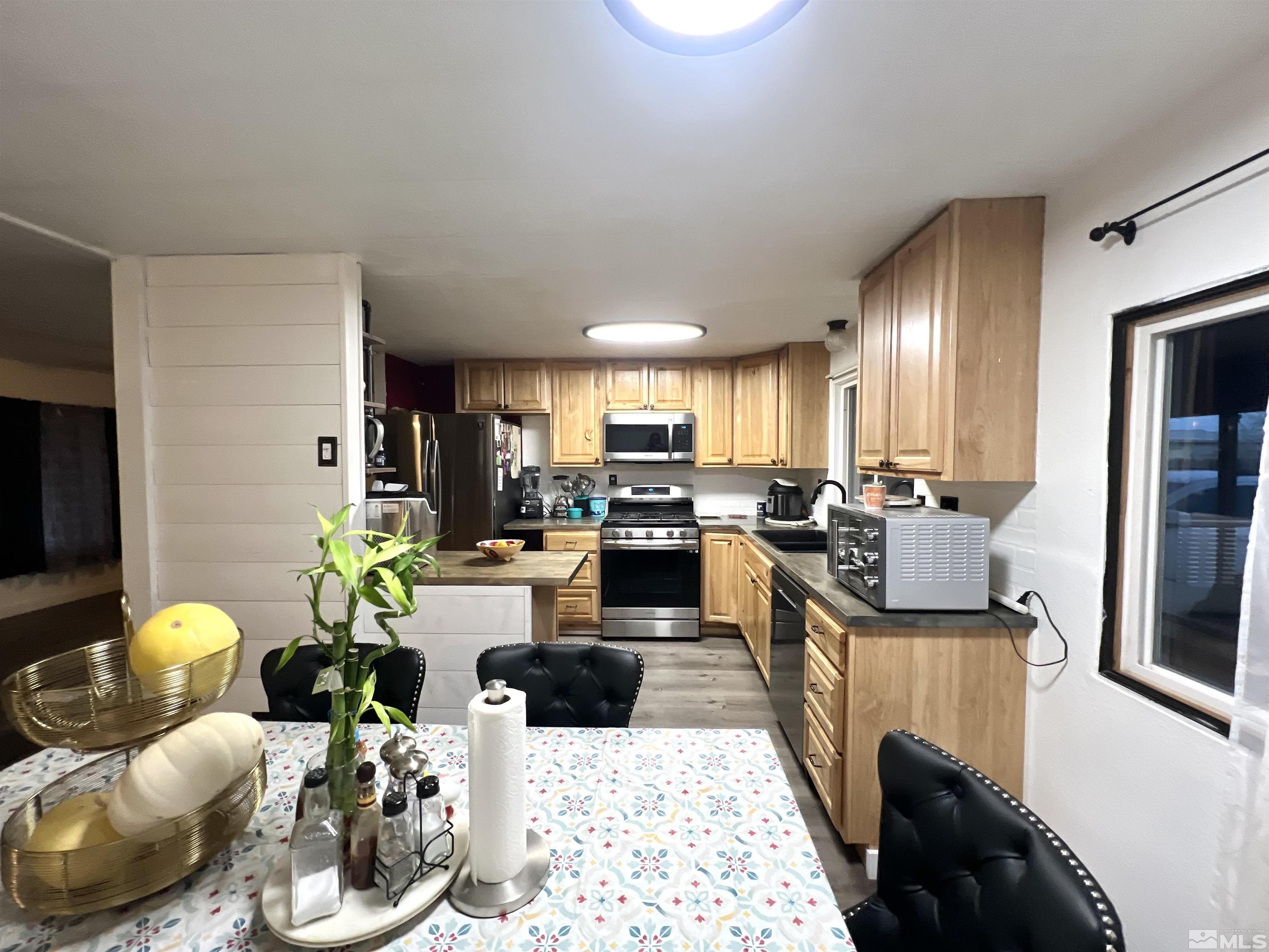 245 Lemaire Rd. Property Photo 8