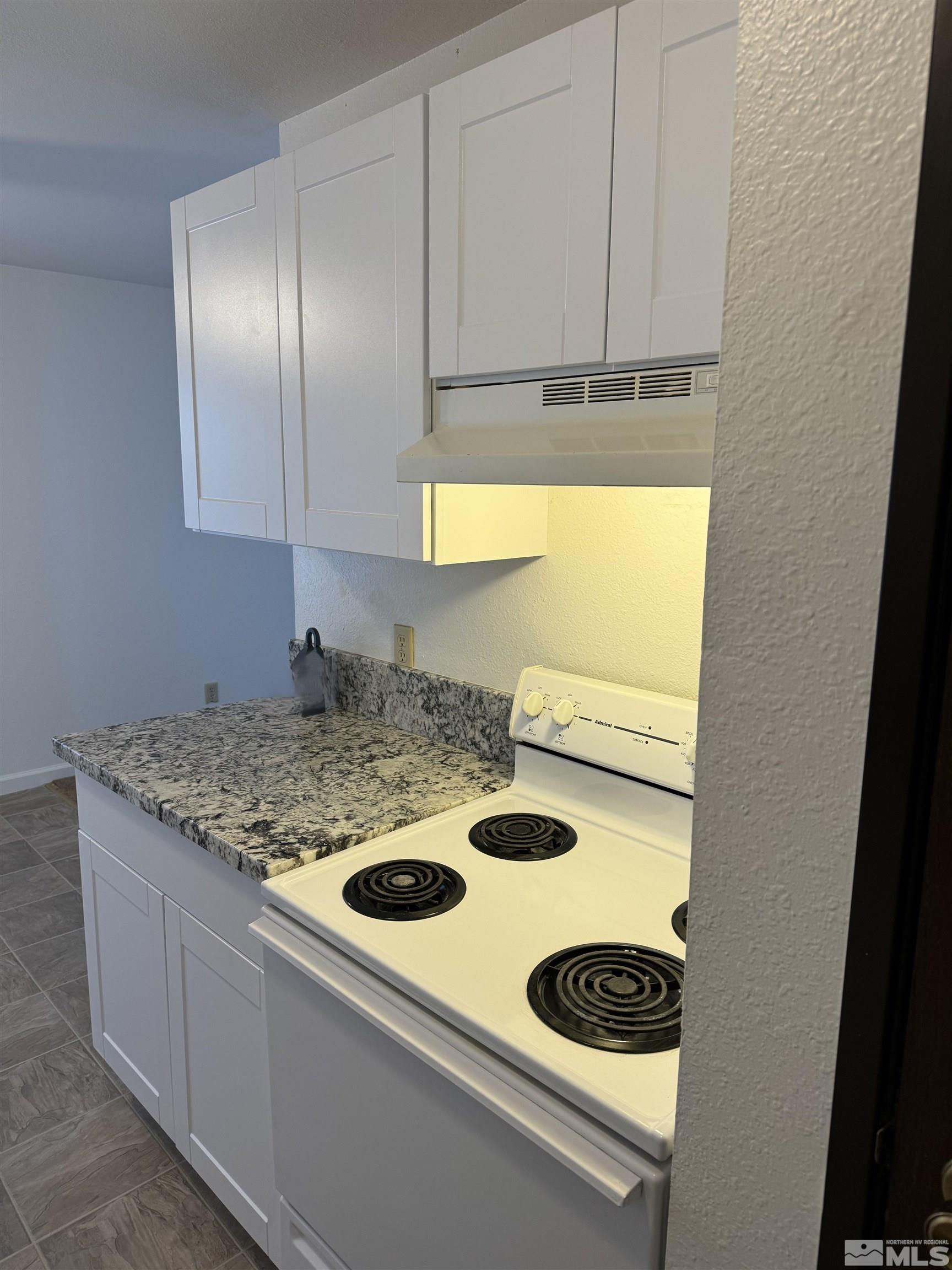 400 S Saliman 142 Property Photo 6