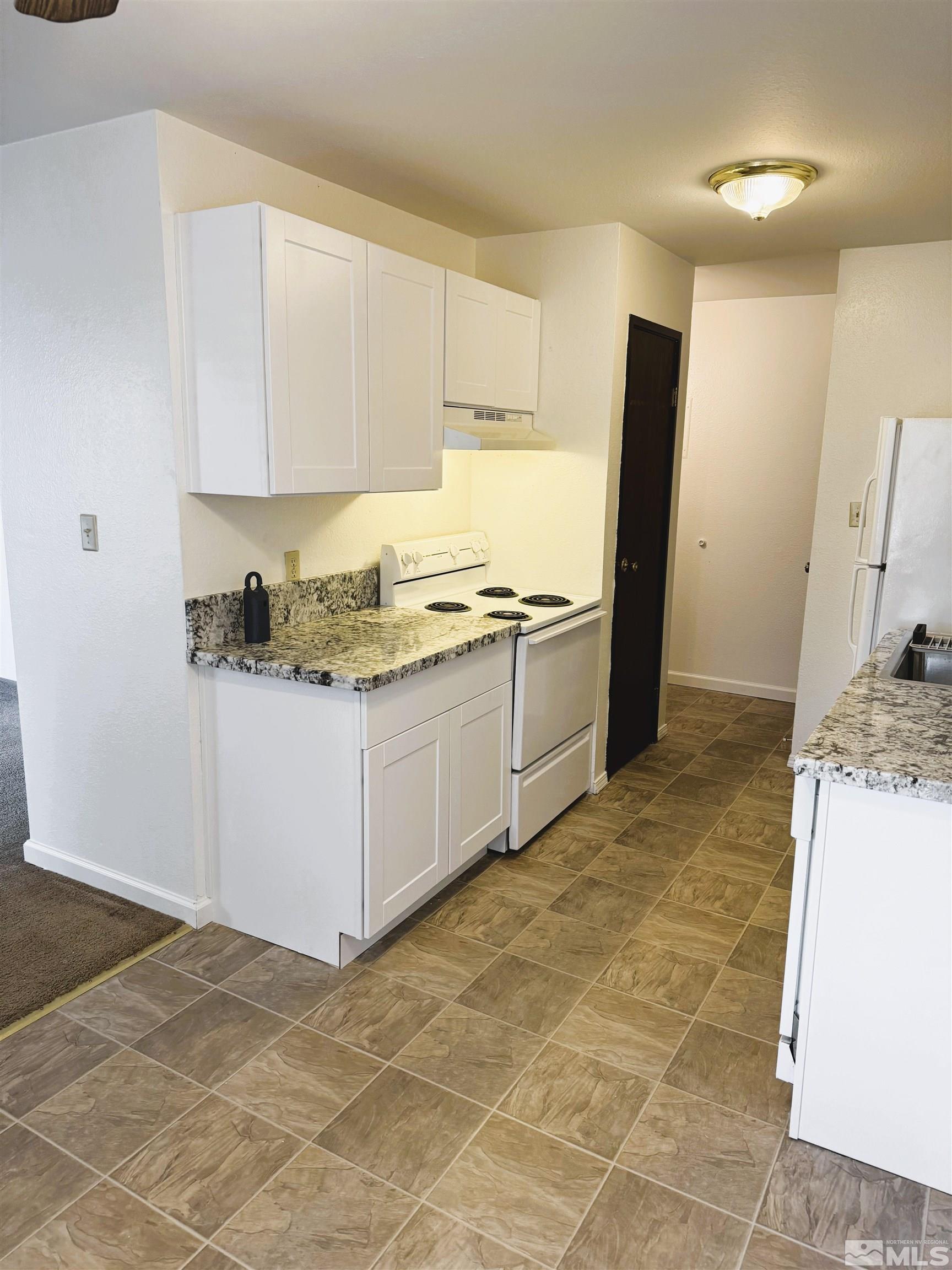 400 S Saliman 142 Property Photo 7