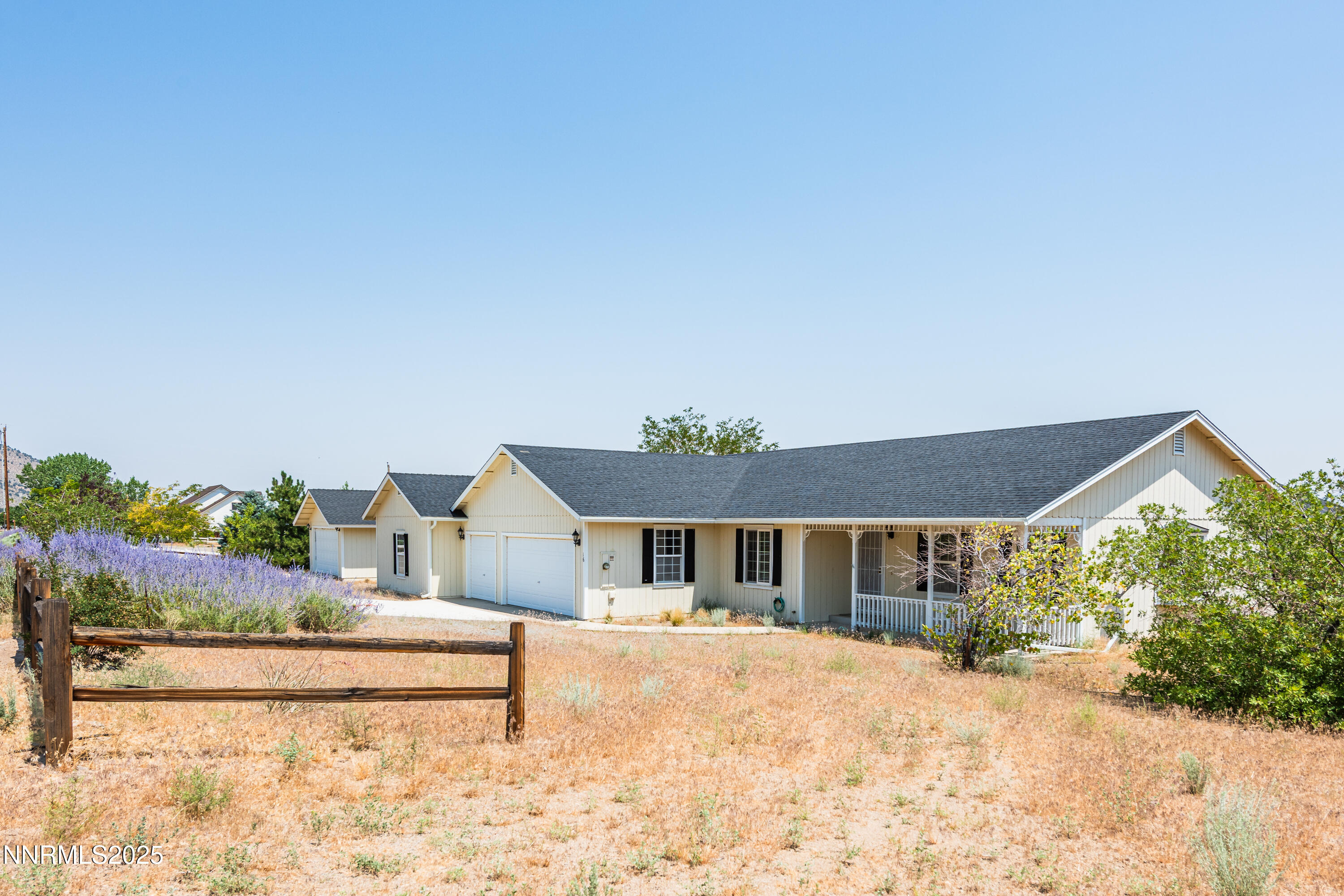 16 Colony Estates Drive Property Photo 1