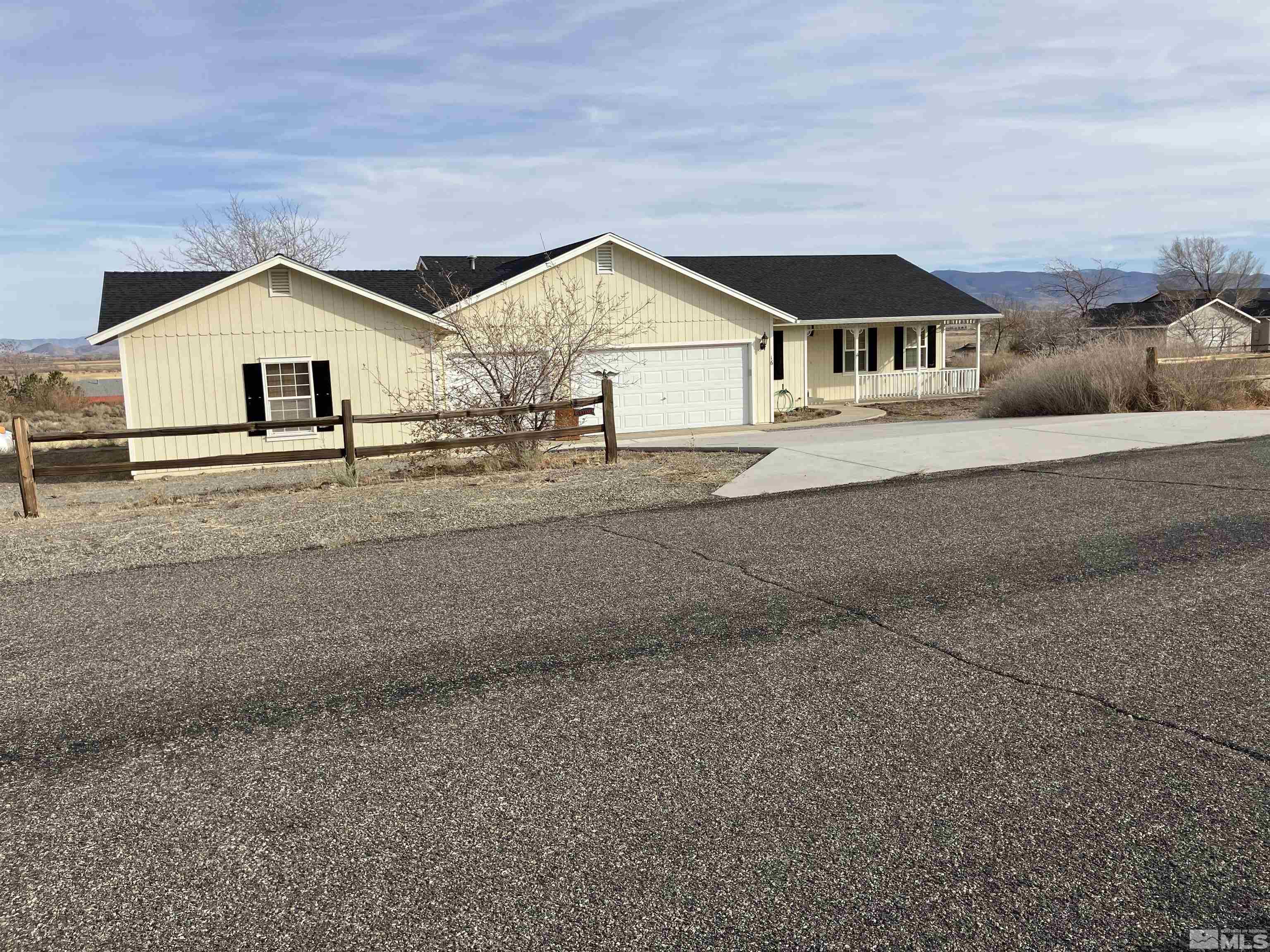 16 Colony Estates Property Photo