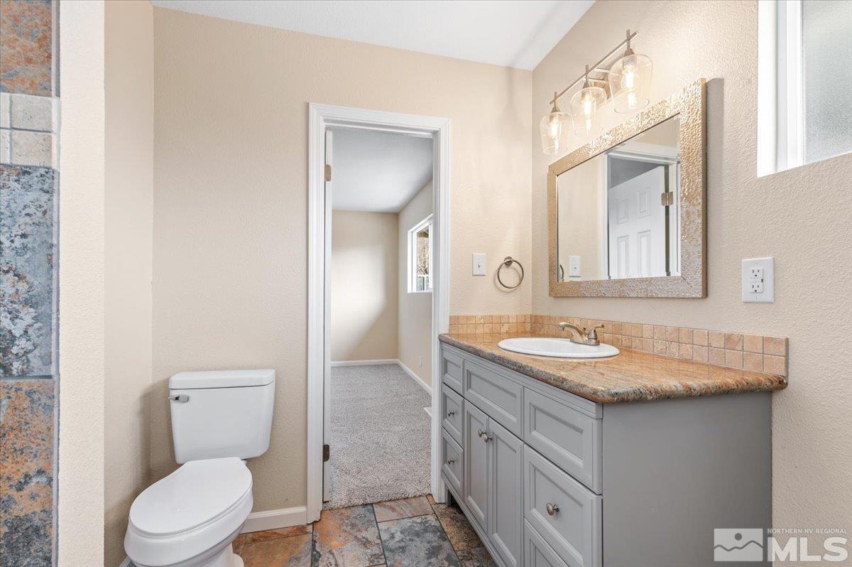 630 Teel St Property Photo 22