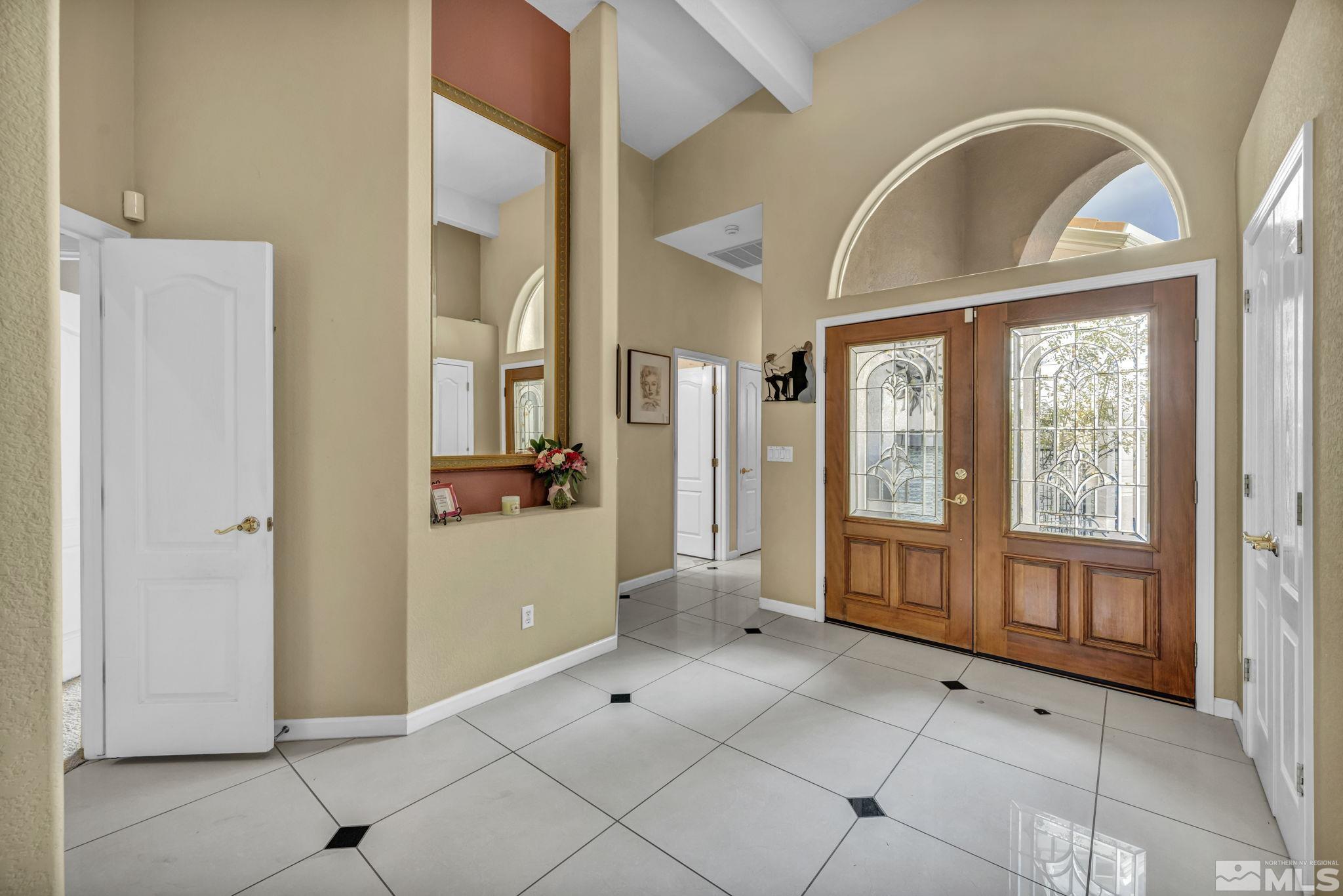 3430 Thornhill Court Property Photo 6