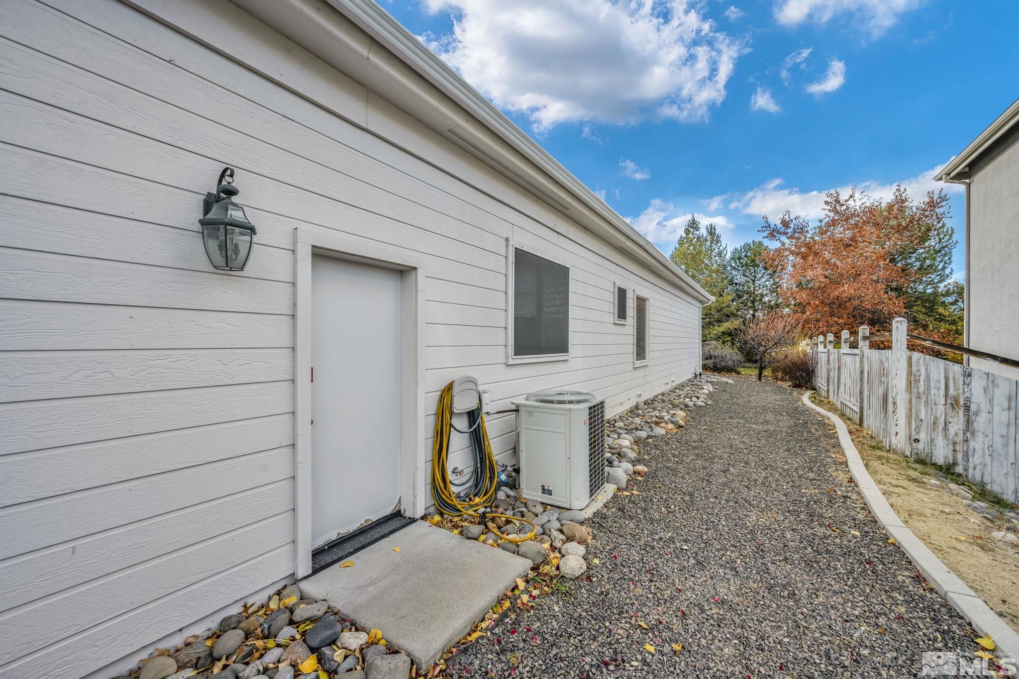 3430 Thornhill Court Property Photo 35