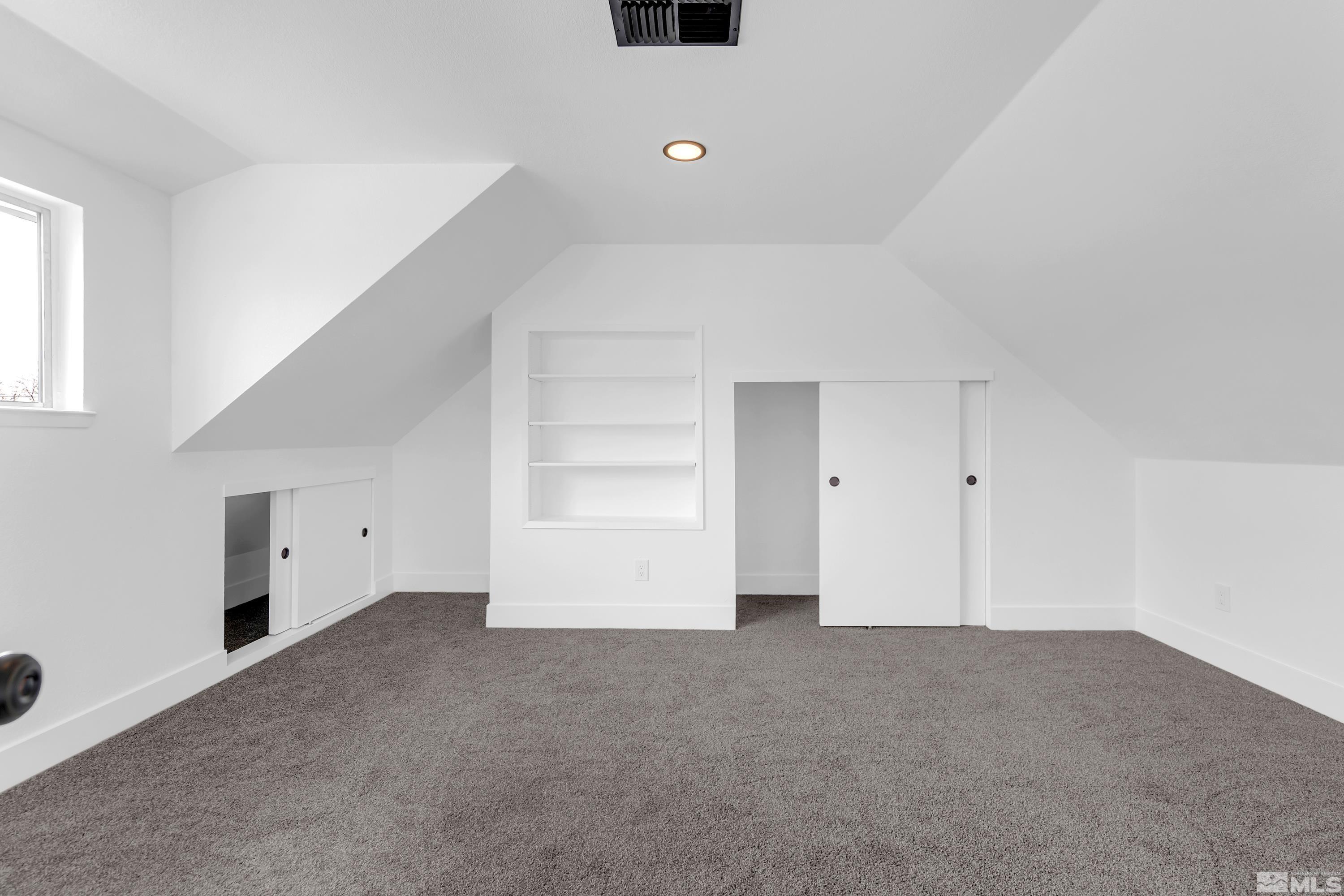 470 Aswan St Property Photo 14