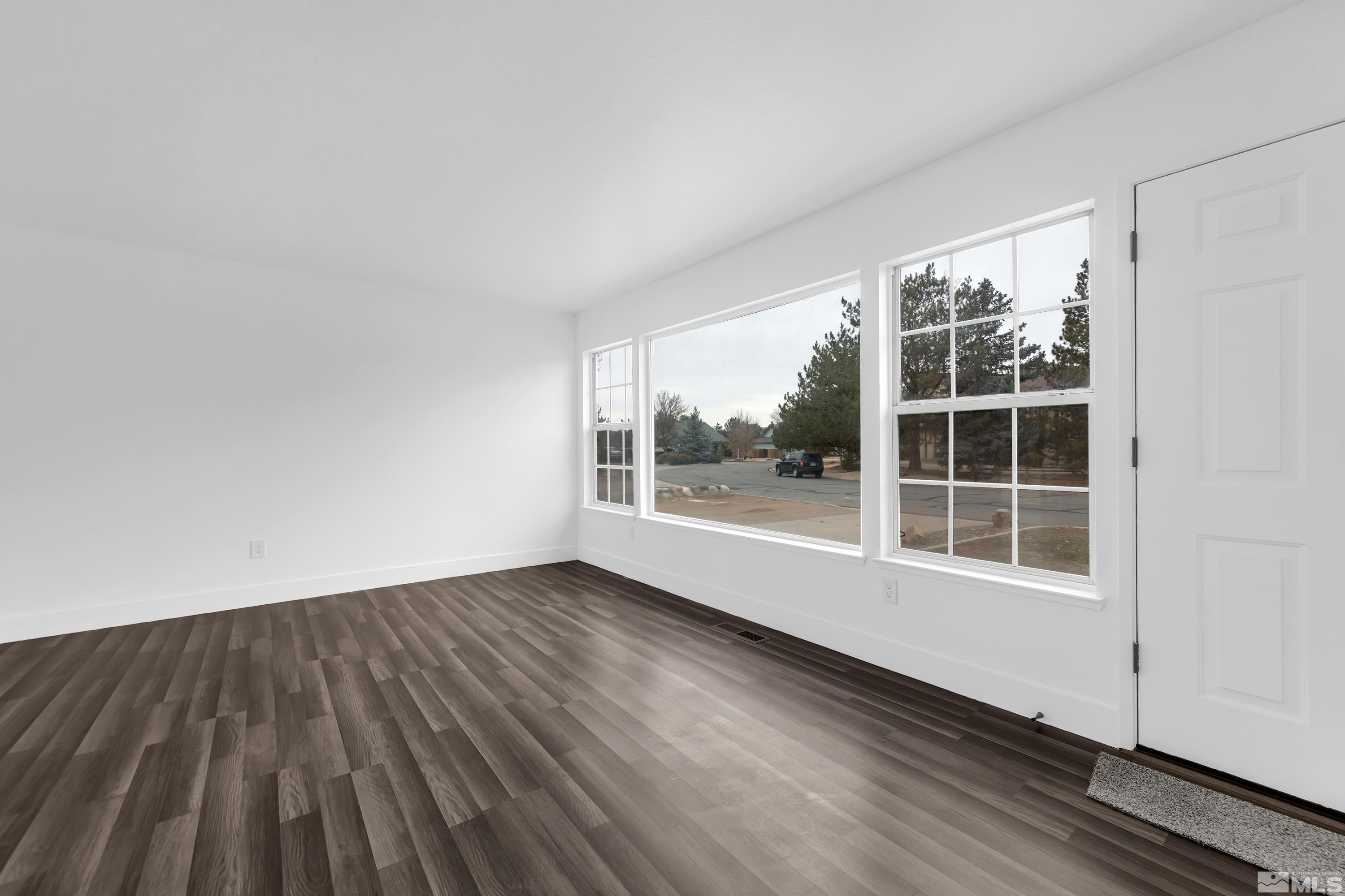470 Aswan St Property Photo 26