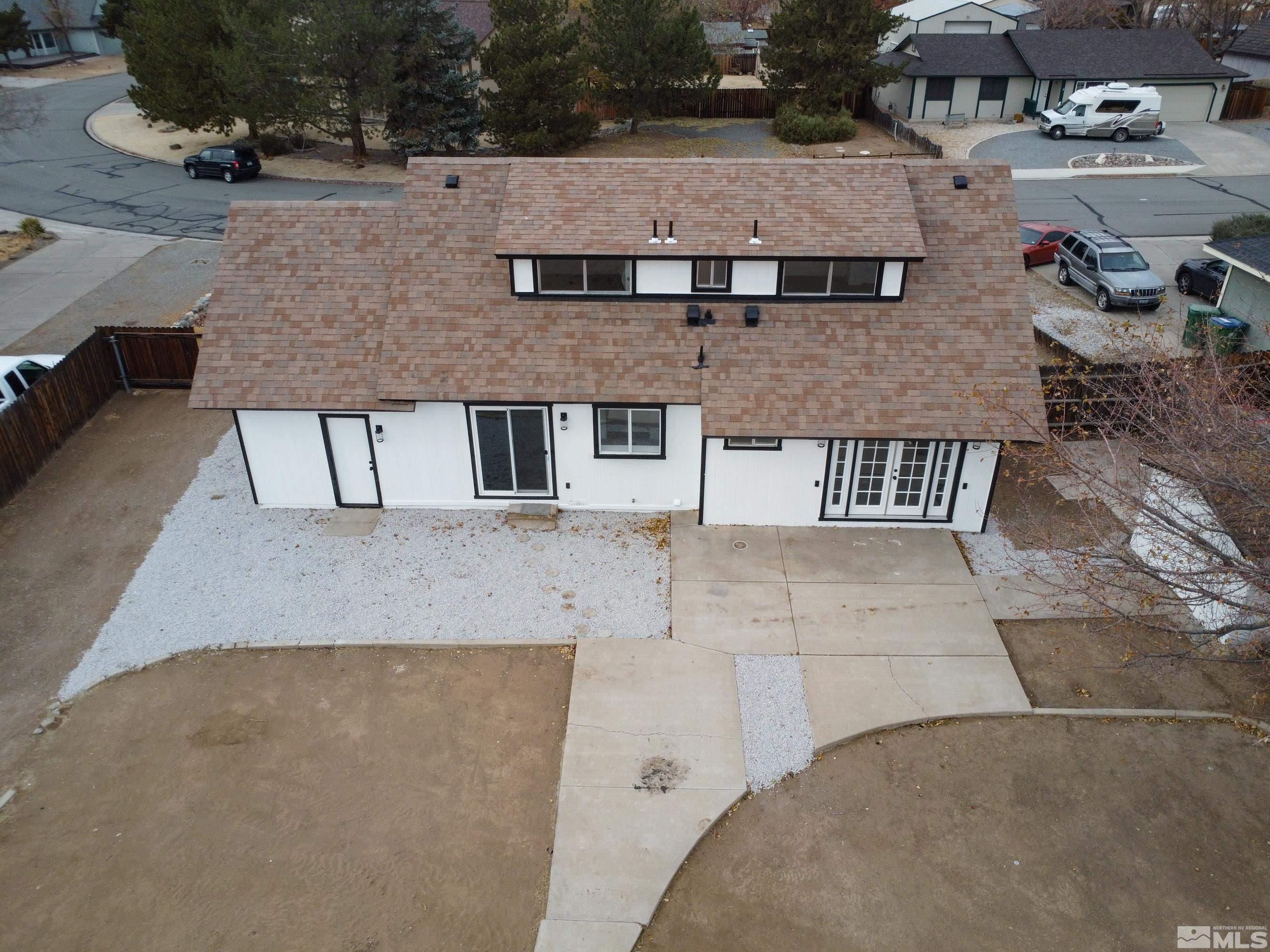 470 Aswan St Property Photo 35