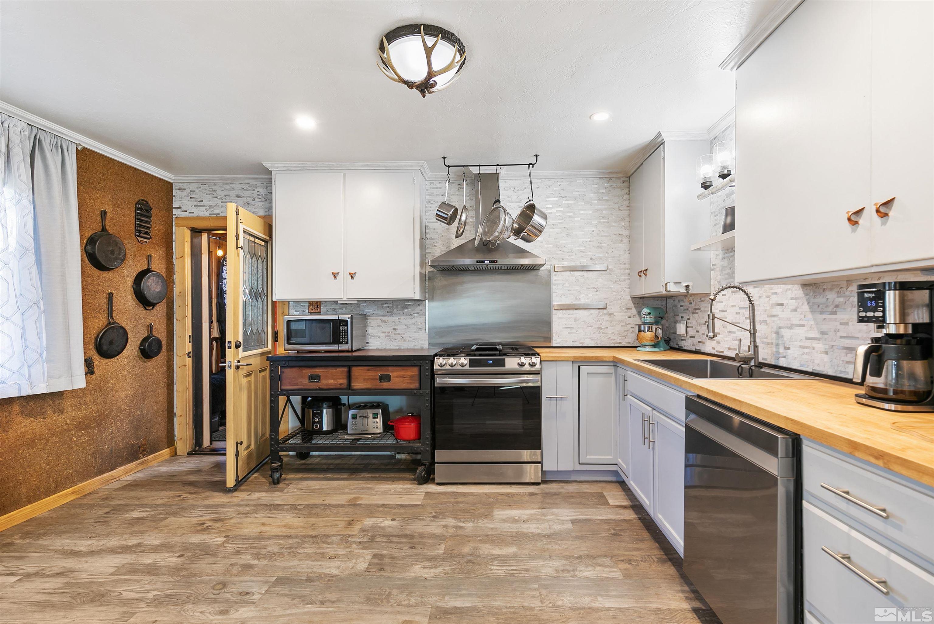 150 Woodland Property Photo 6