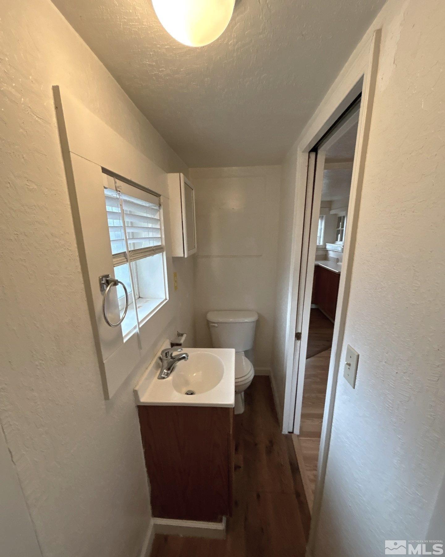 518 1/2 7th St Property Photo 5