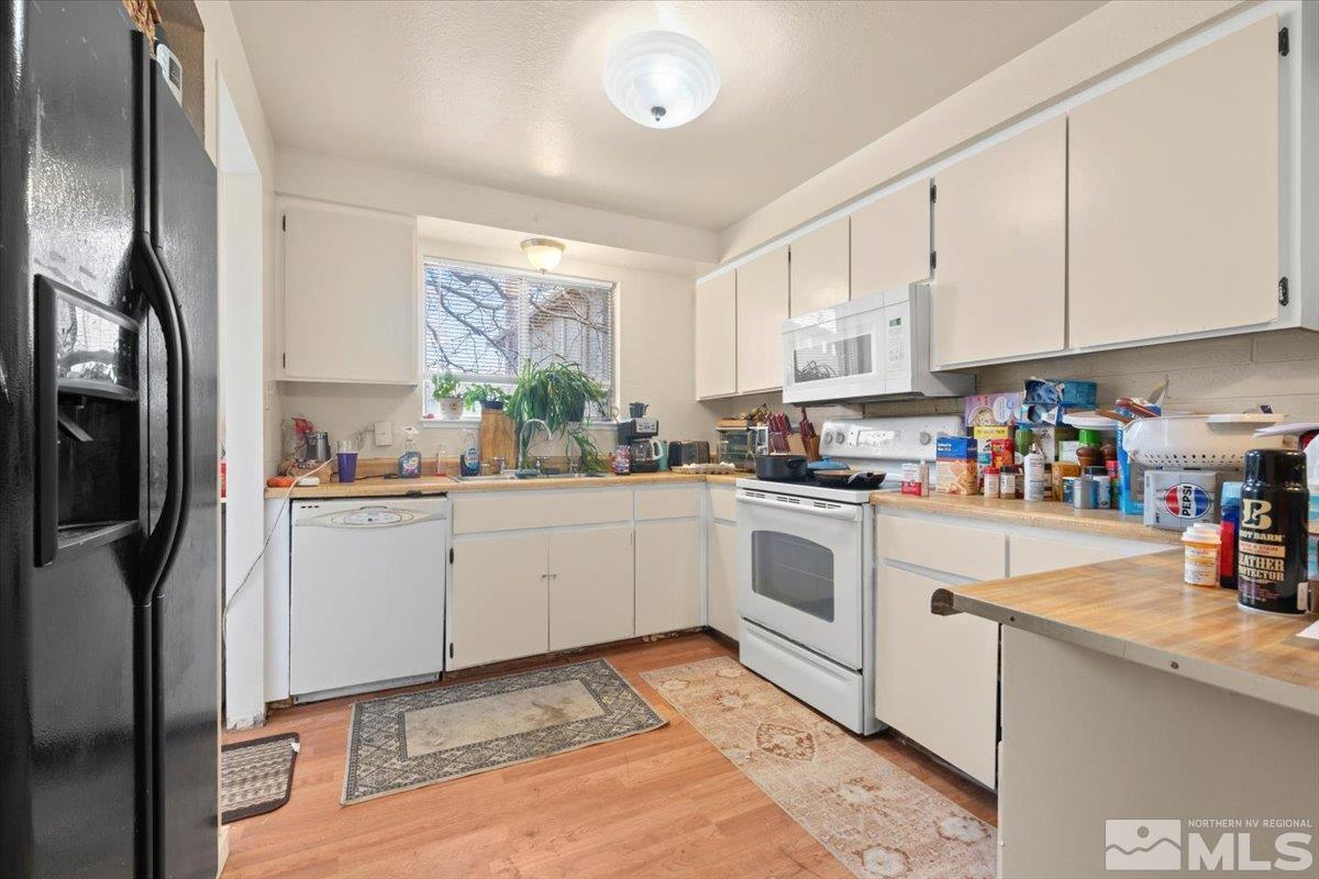 1321 Ashby Court Property Photo 8