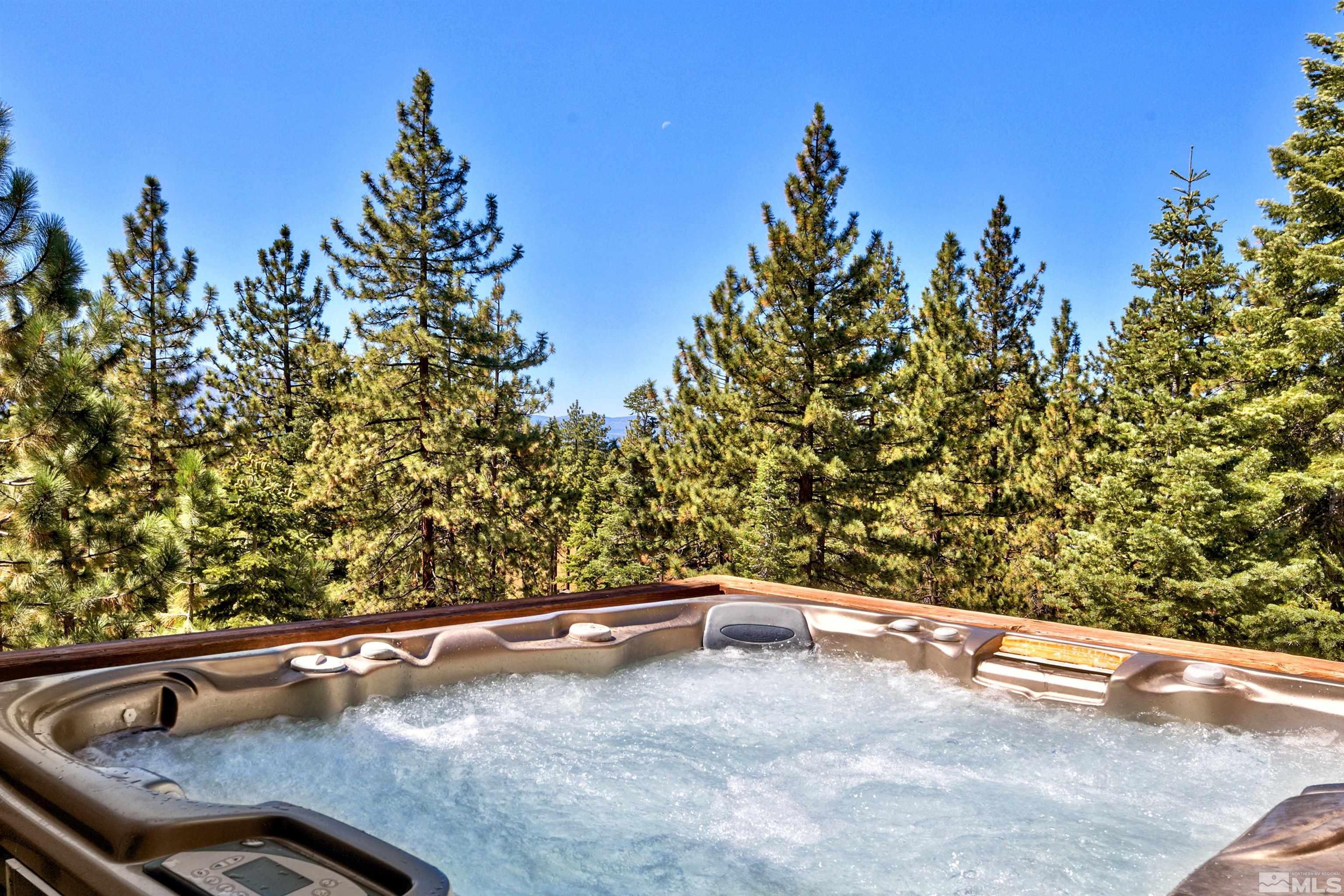46 Chalet Property Photo 6