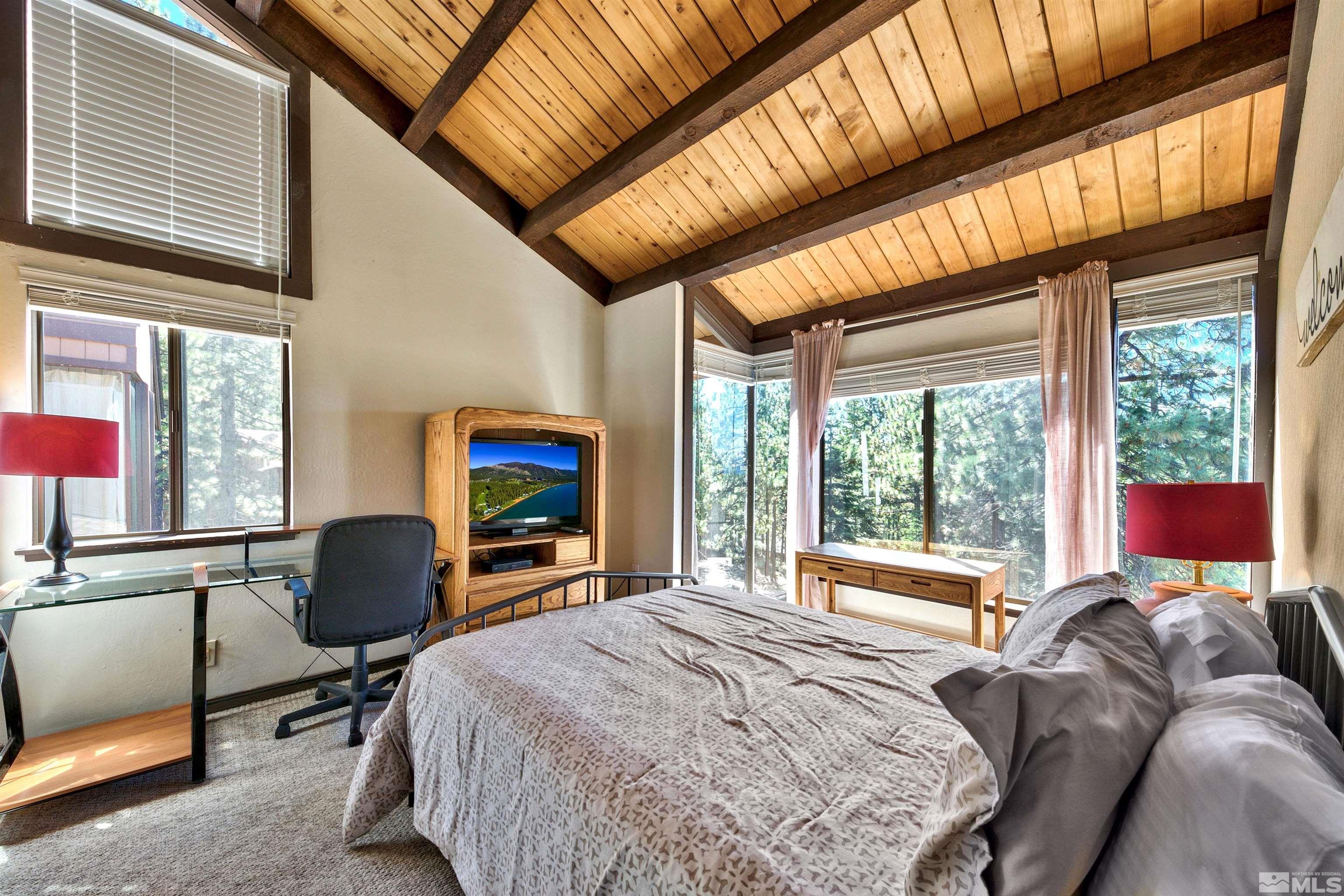 46 Chalet Property Photo 27