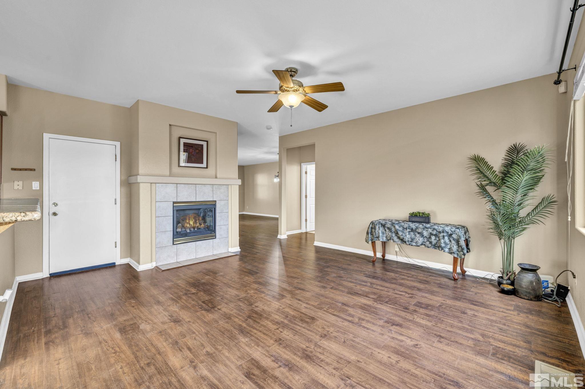 1542 Iratcabal Drive Property Photo 14
