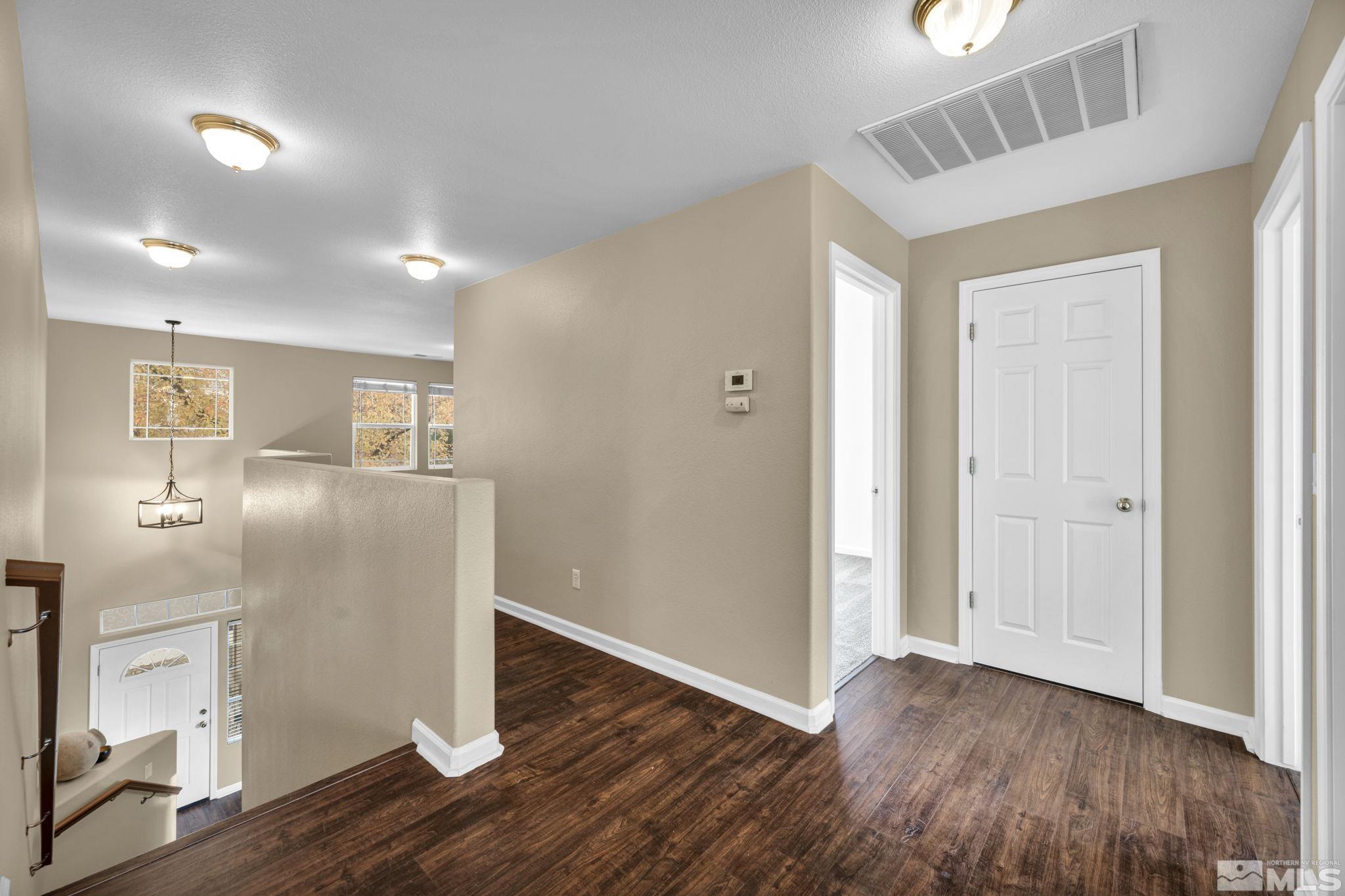 1542 Iratcabal Drive Property Photo 24
