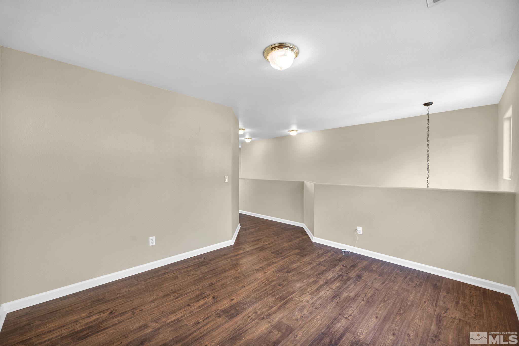 1542 Iratcabal Drive Property Photo 27