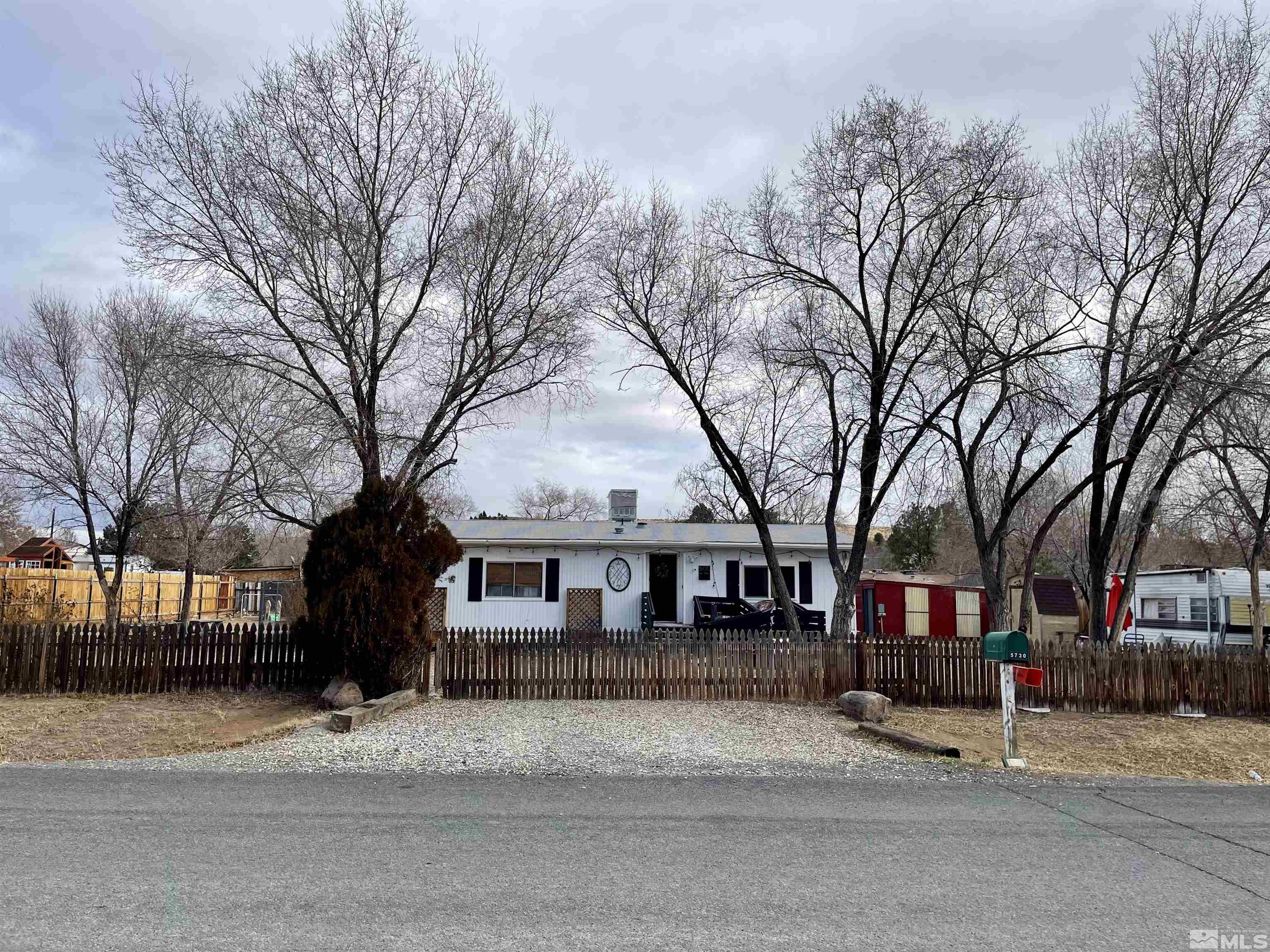 5730 Charjene Way Property Photo 4