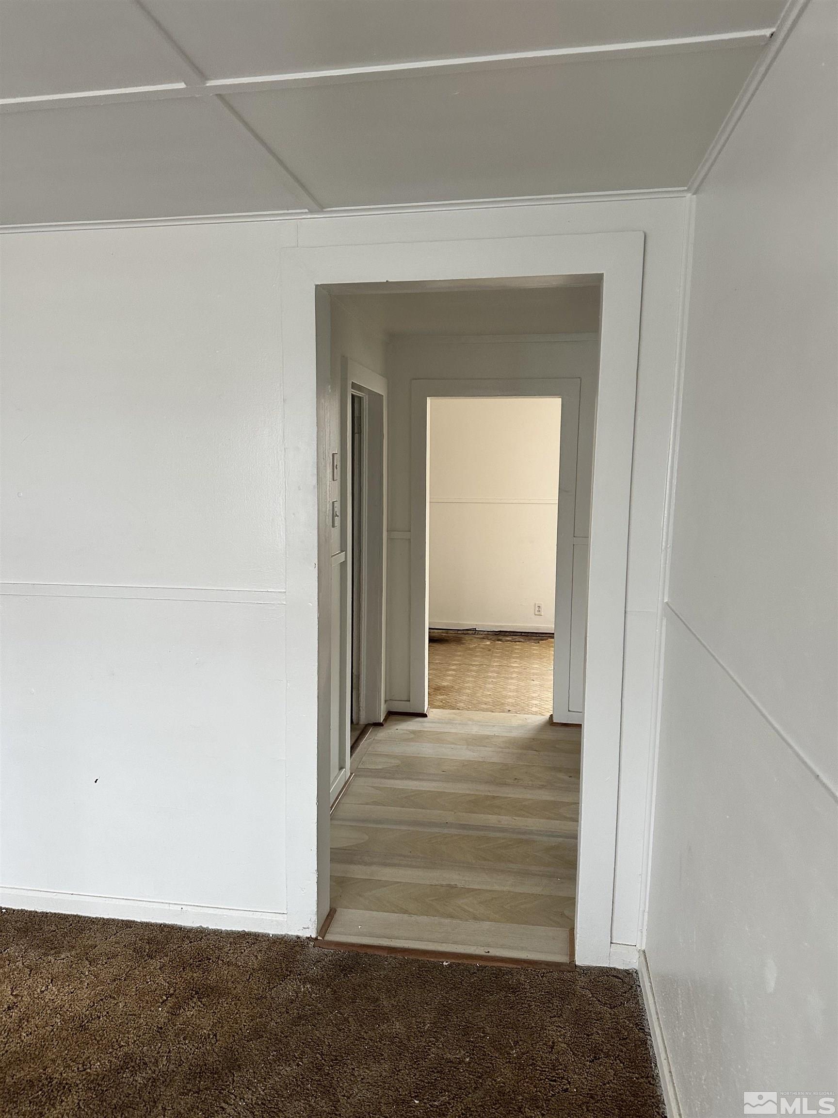 251 S Prospect Street Property Photo 6