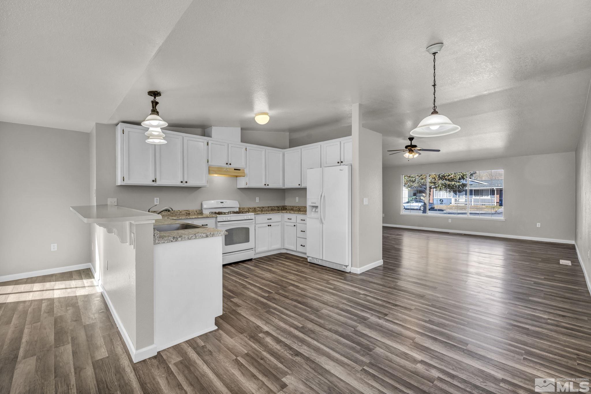 1381 Spooner Drive Property Photo