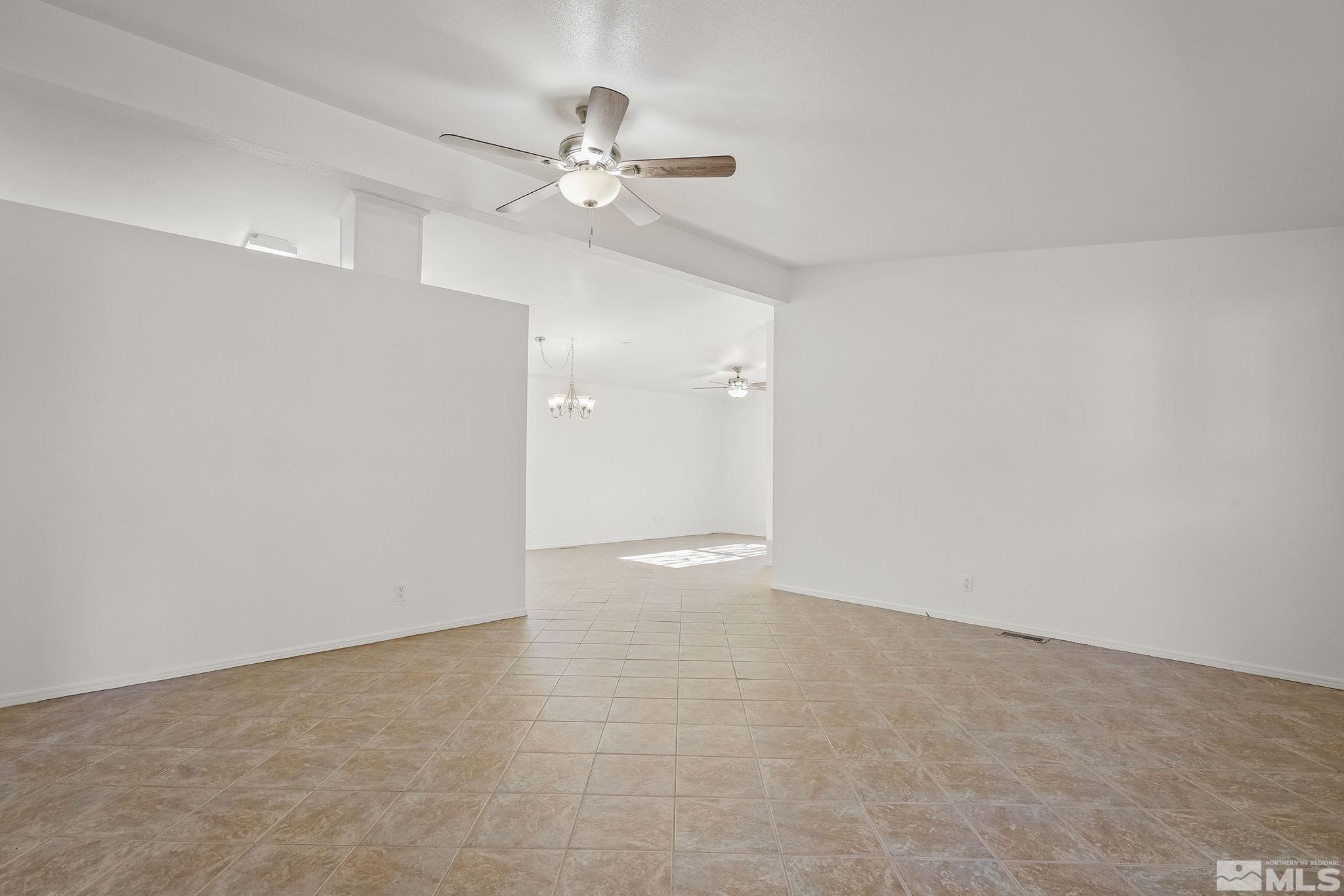 2182 Camellia Dr. Property Photo 4