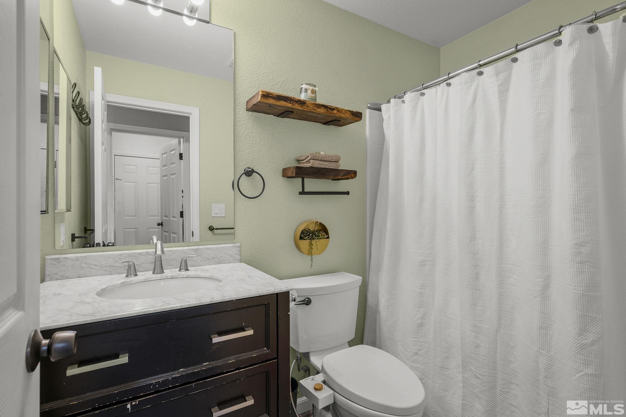 17252 Aquamarine Drive Property Photo 15