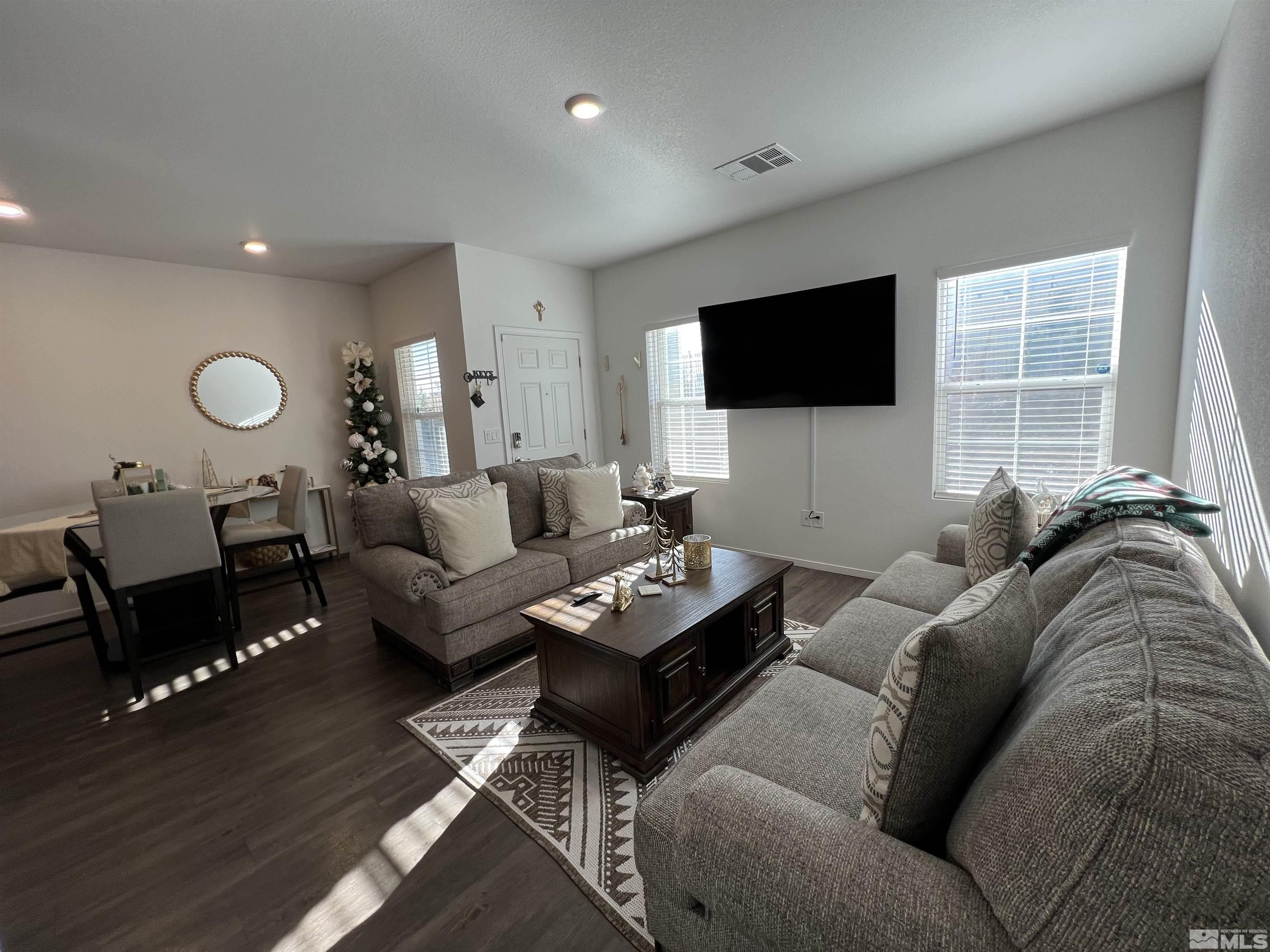 9824 Salty Dog Dr. Property Photo 4