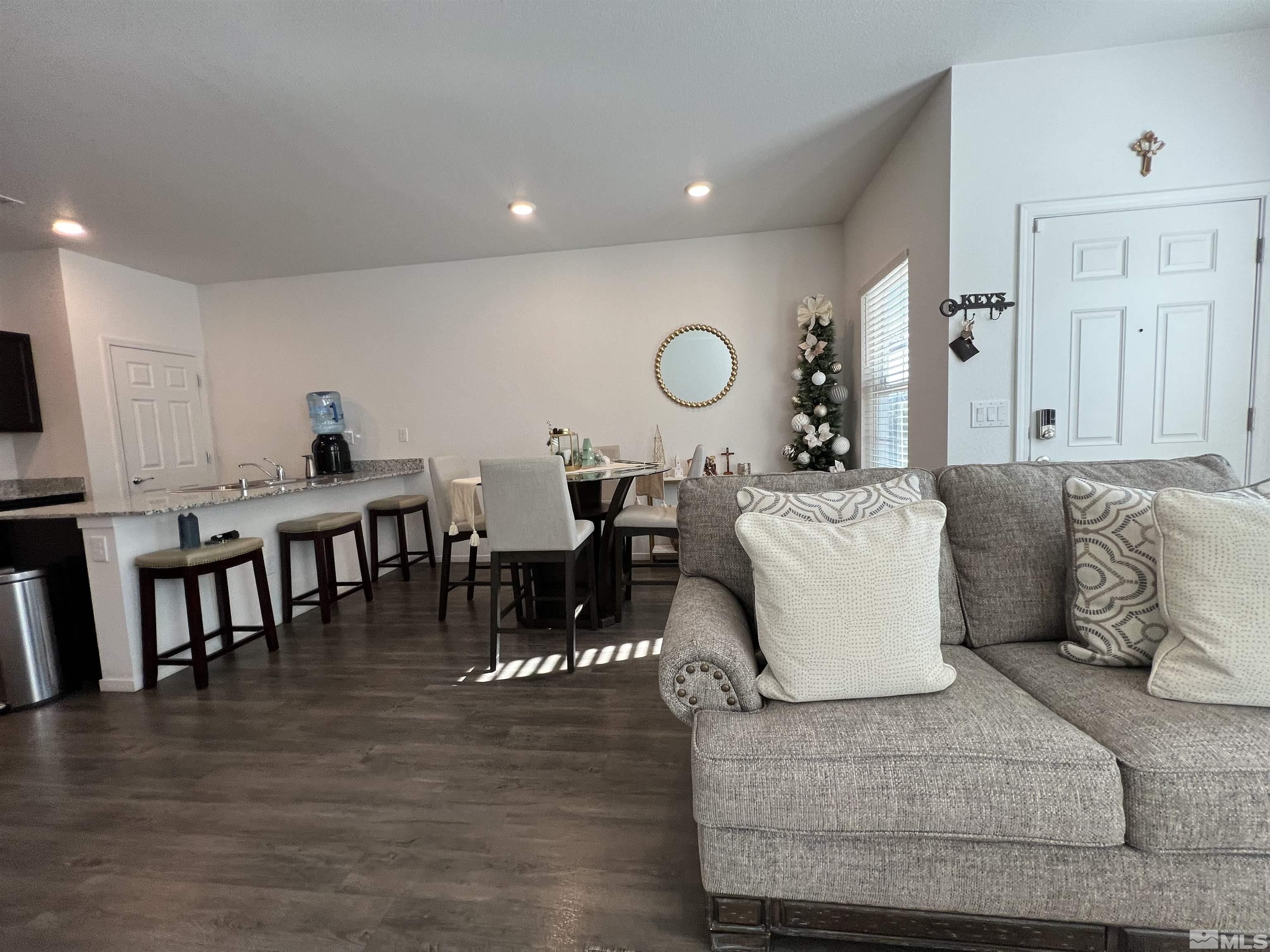 9824 Salty Dog Dr. Property Photo 5