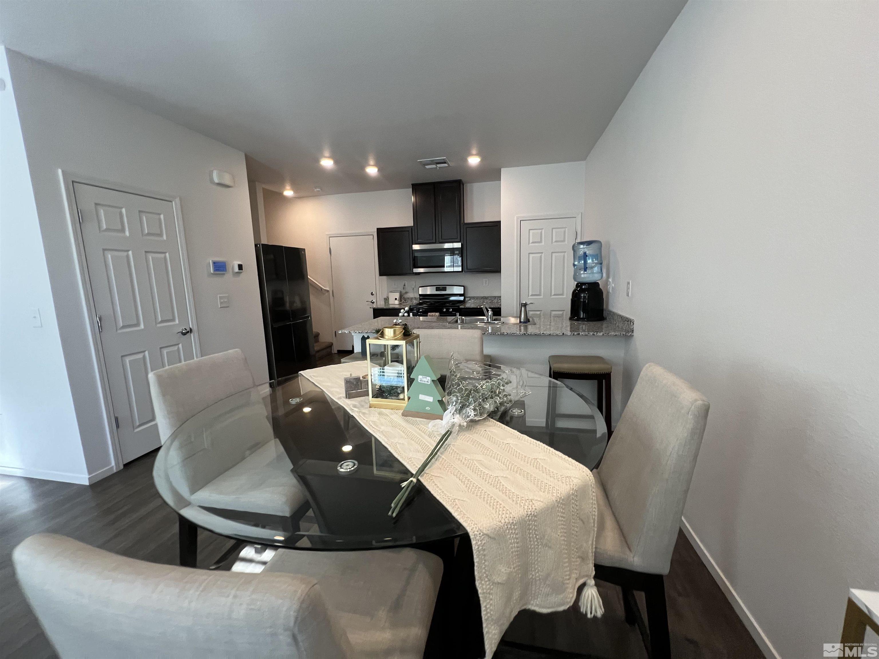 9824 Salty Dog Dr. Property Photo 7