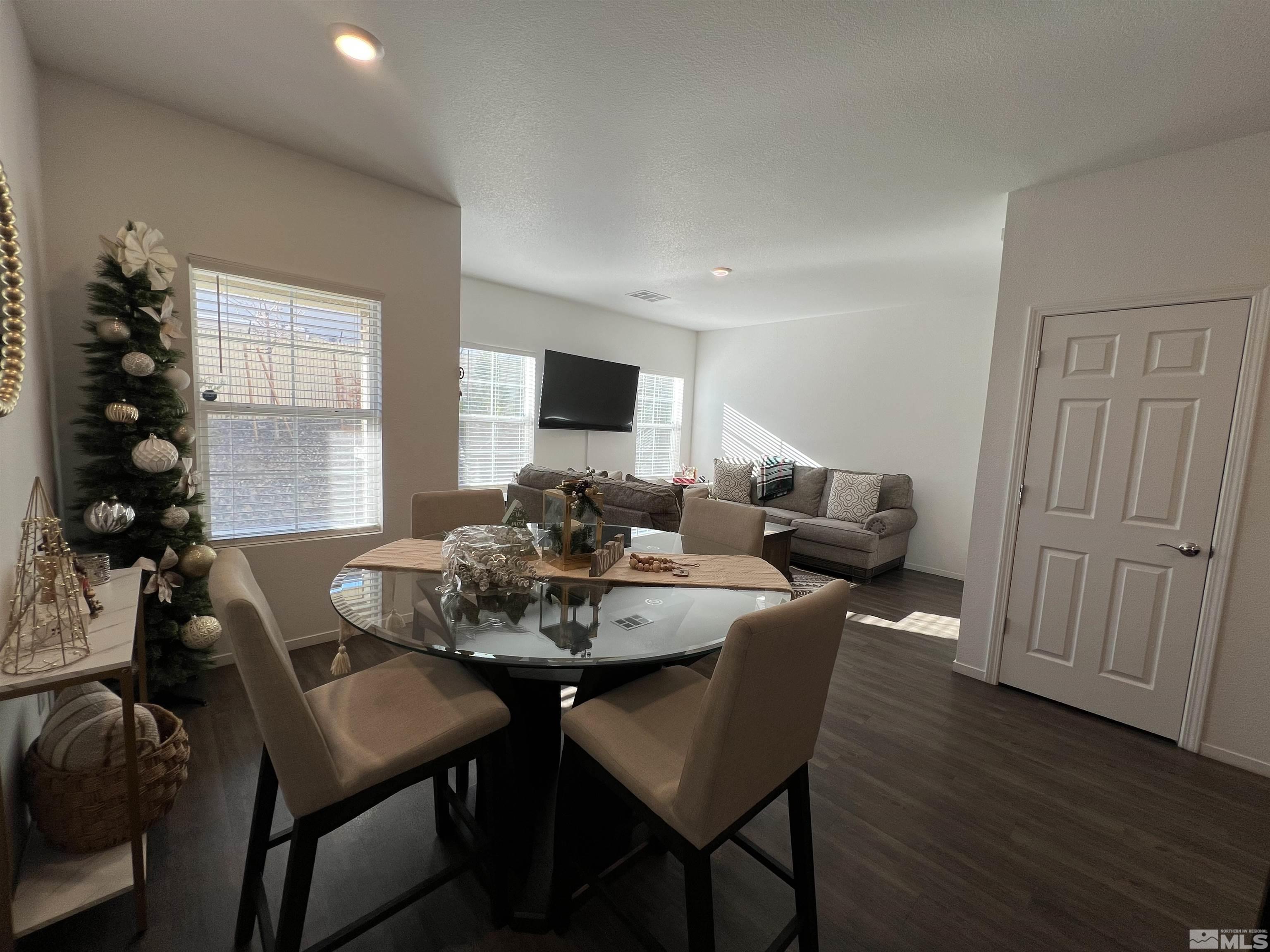 9824 Salty Dog Dr. Property Photo 8
