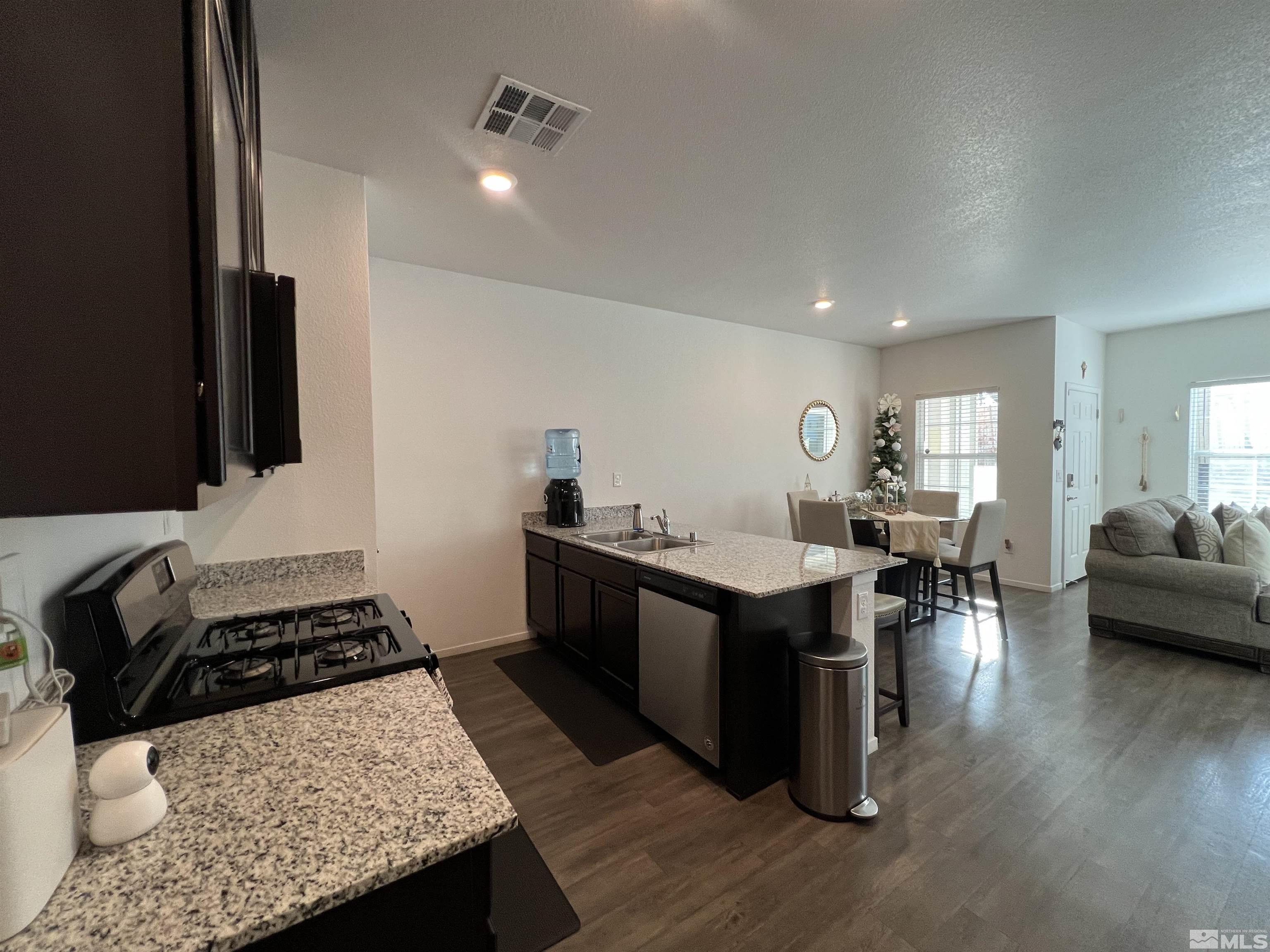 9824 Salty Dog Dr. Property Photo 11