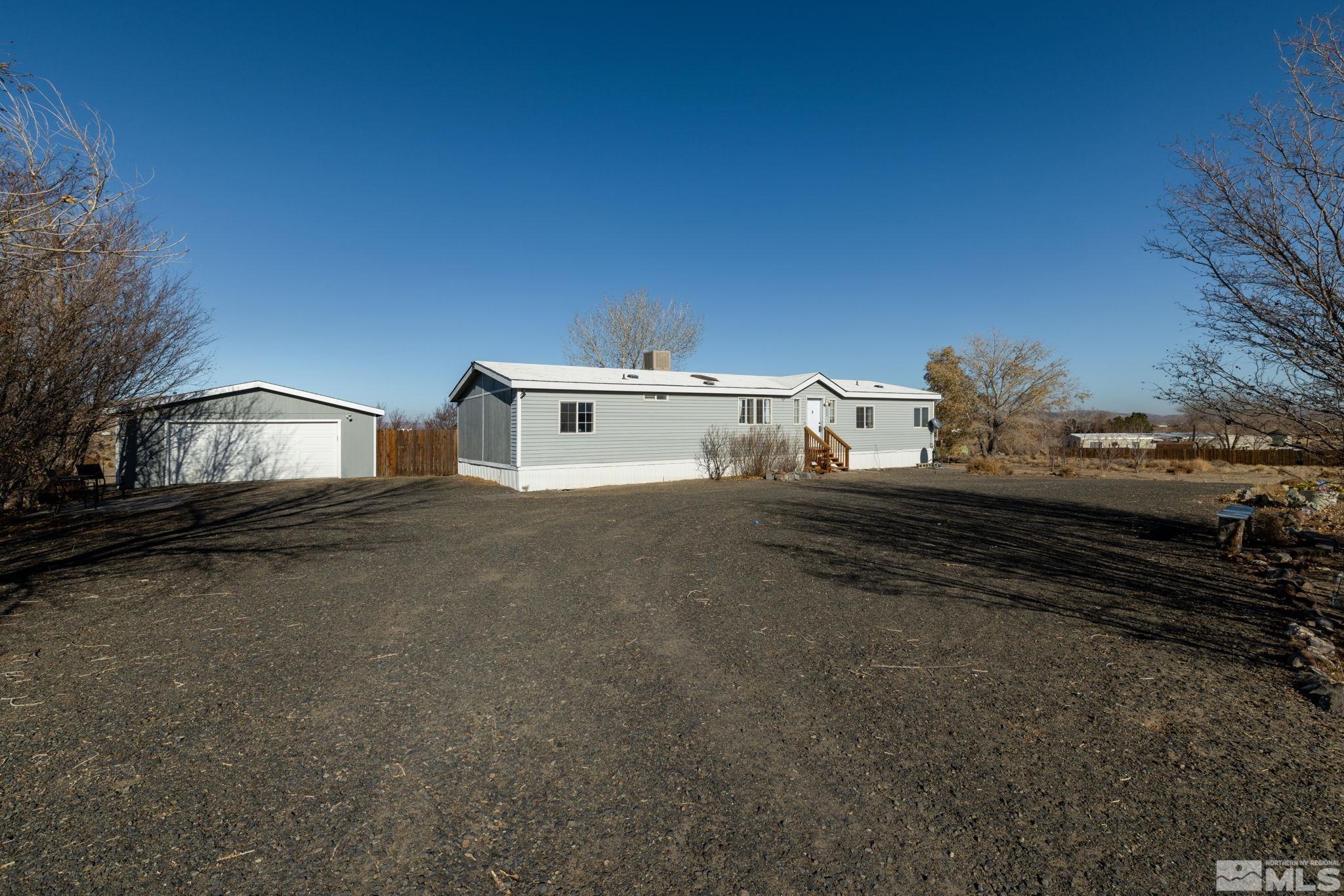 2590 E 4th St Property Photo 1