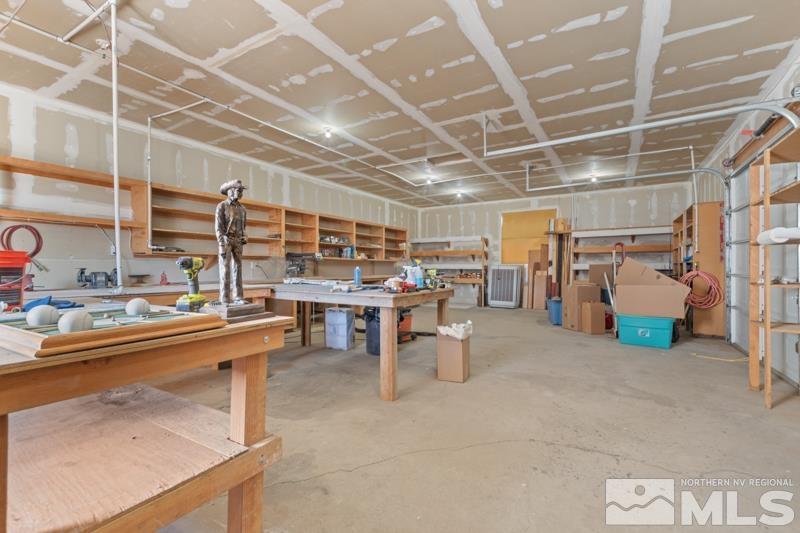 2521 East Valley Rd Property Photo 26
