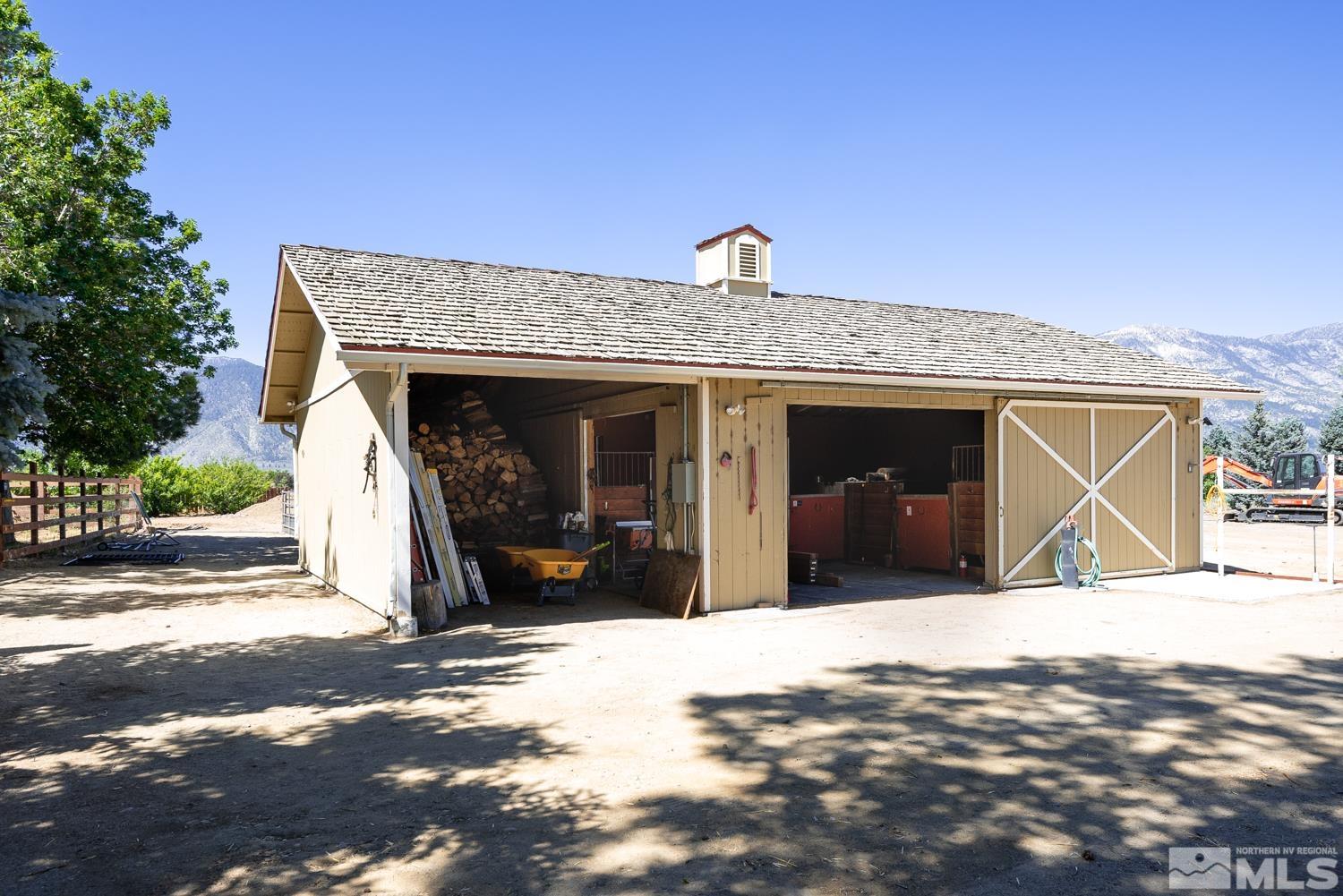 1097 Meadowlark Cir Property Photo 12
