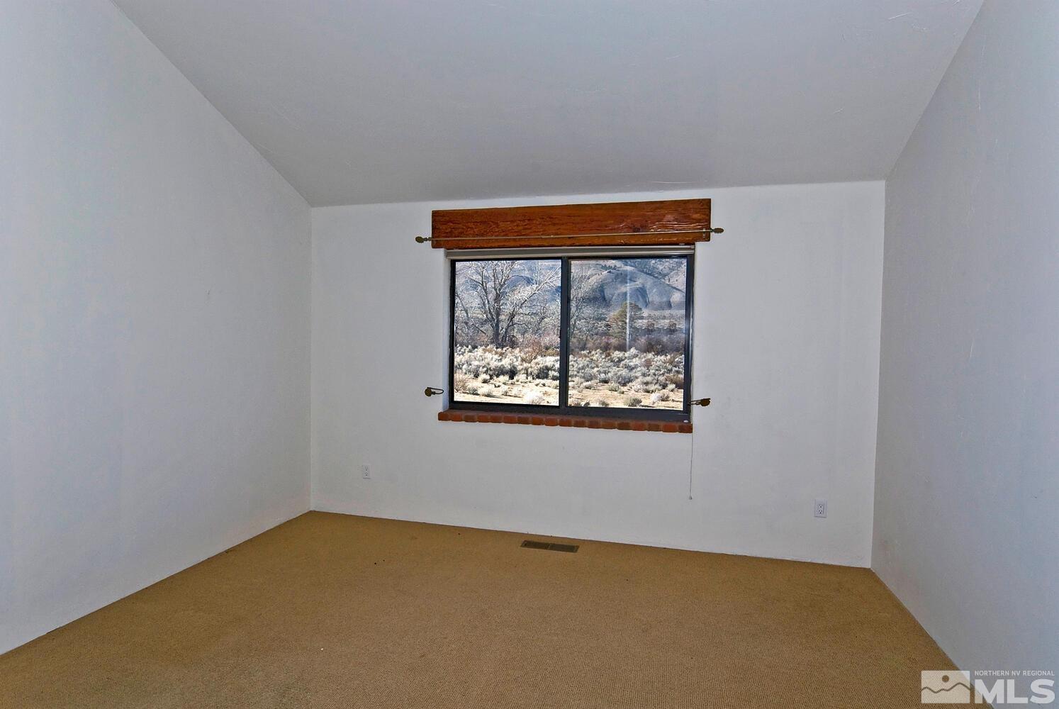 630 Chambers Ln Property Photo 26