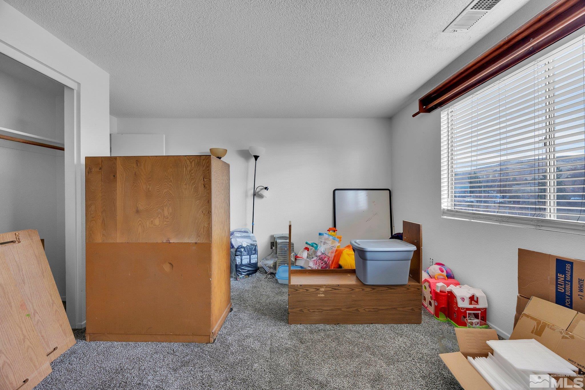 1897 Catham Ln Property Photo 16