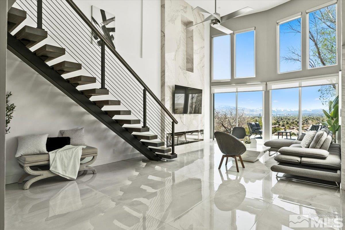 2665 Westview Blvd Property Photo 4