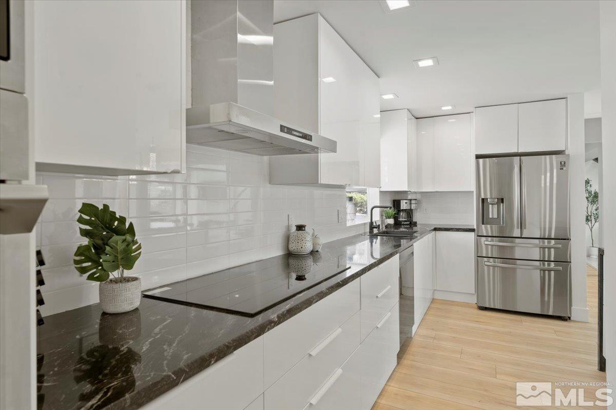 2665 Westview Blvd Property Photo 10