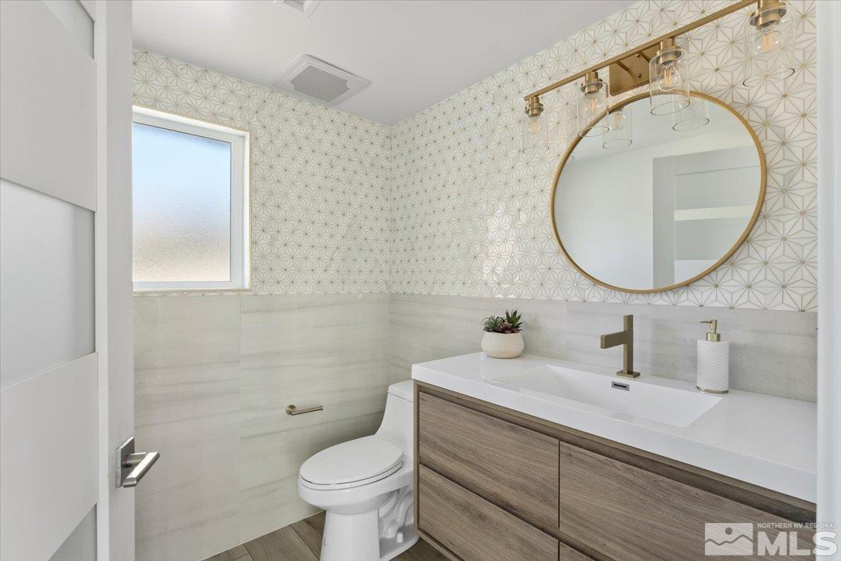 2665 Westview Blvd Property Photo 19