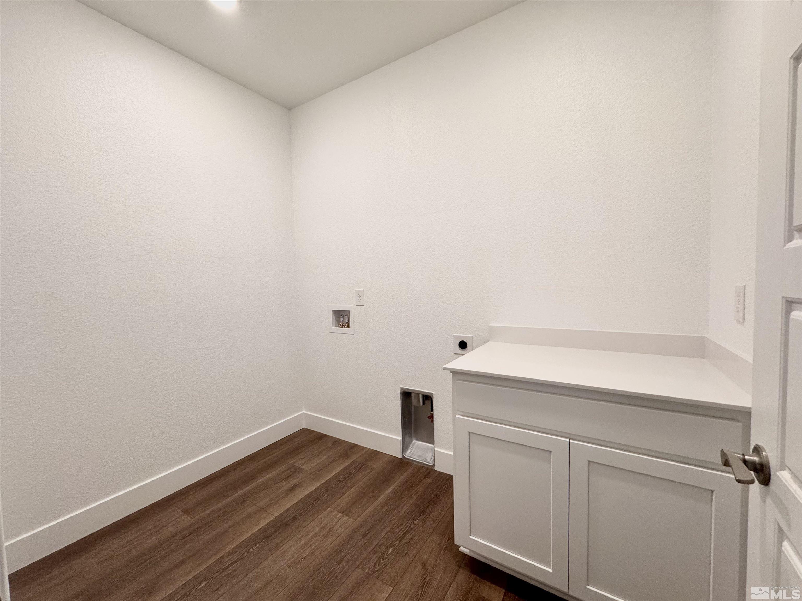 1209 Spur Way Property Photo 11