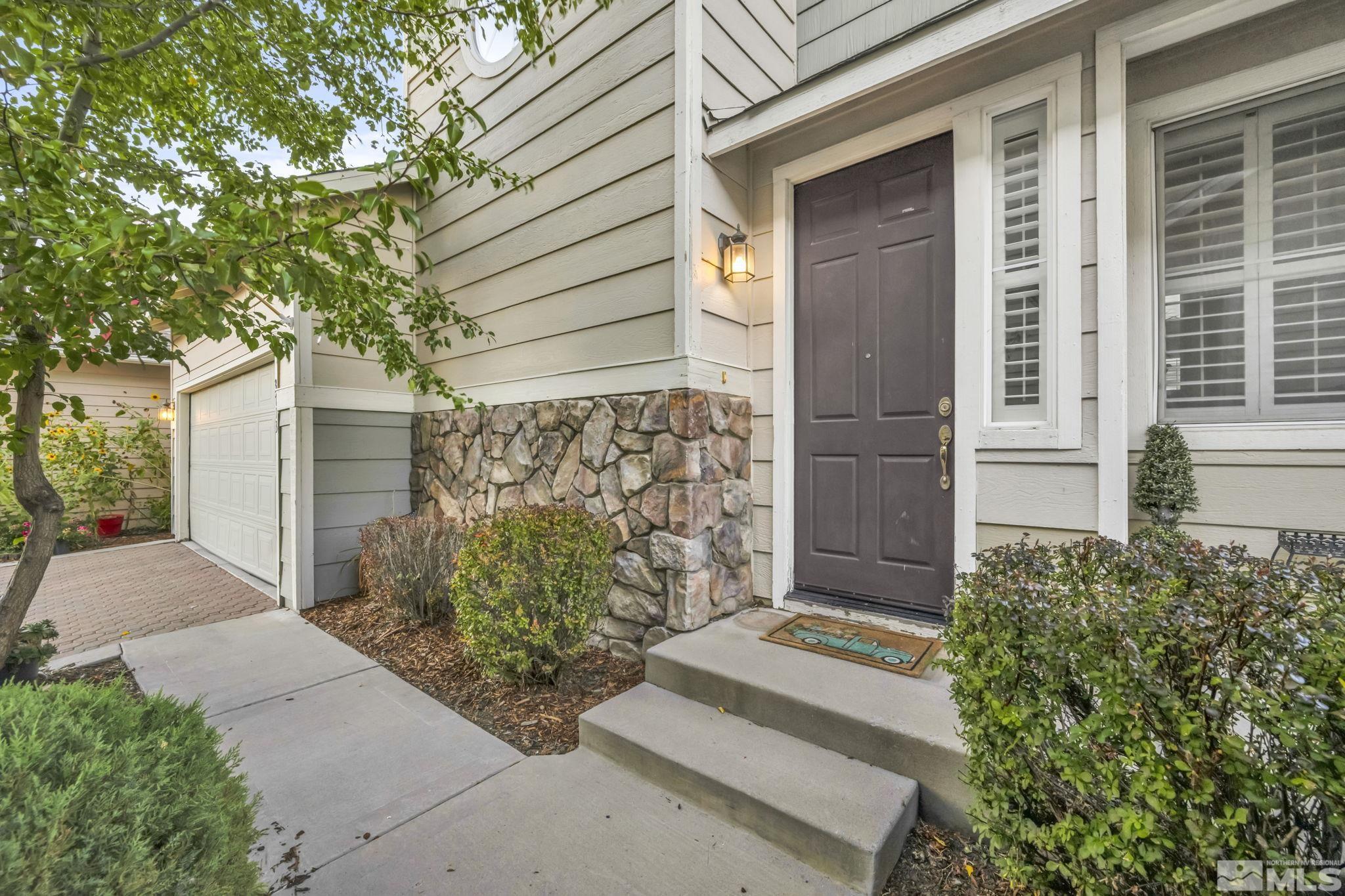 3713 Herons Landing Dr Property Photo 4