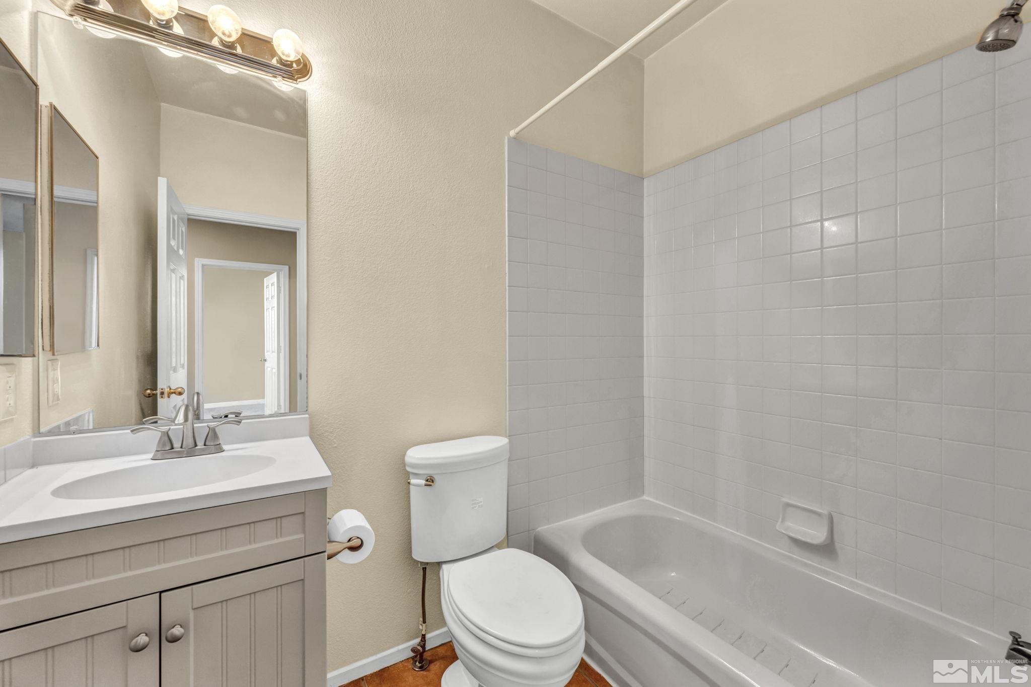 3713 Herons Landing Dr Property Photo 25