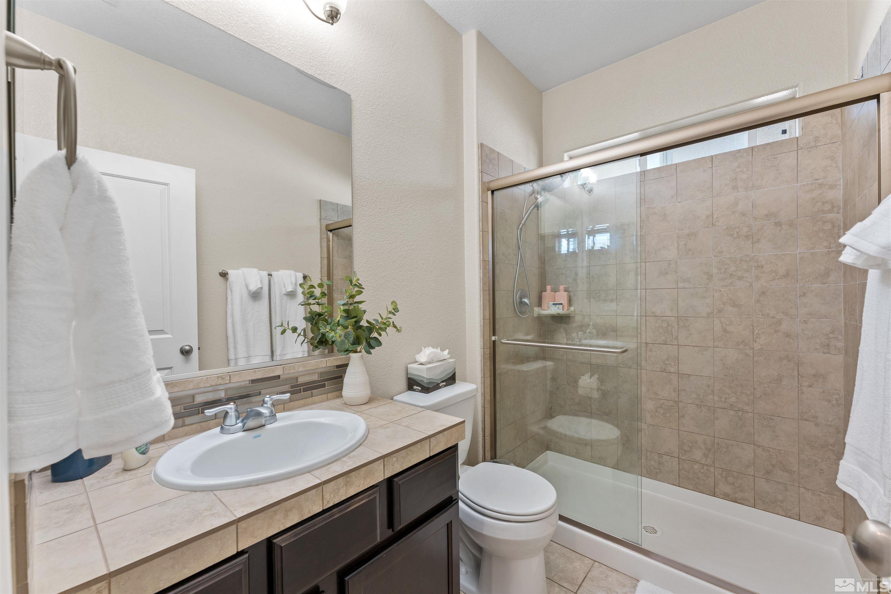 784 Ahwanee Drive Property Photo 16