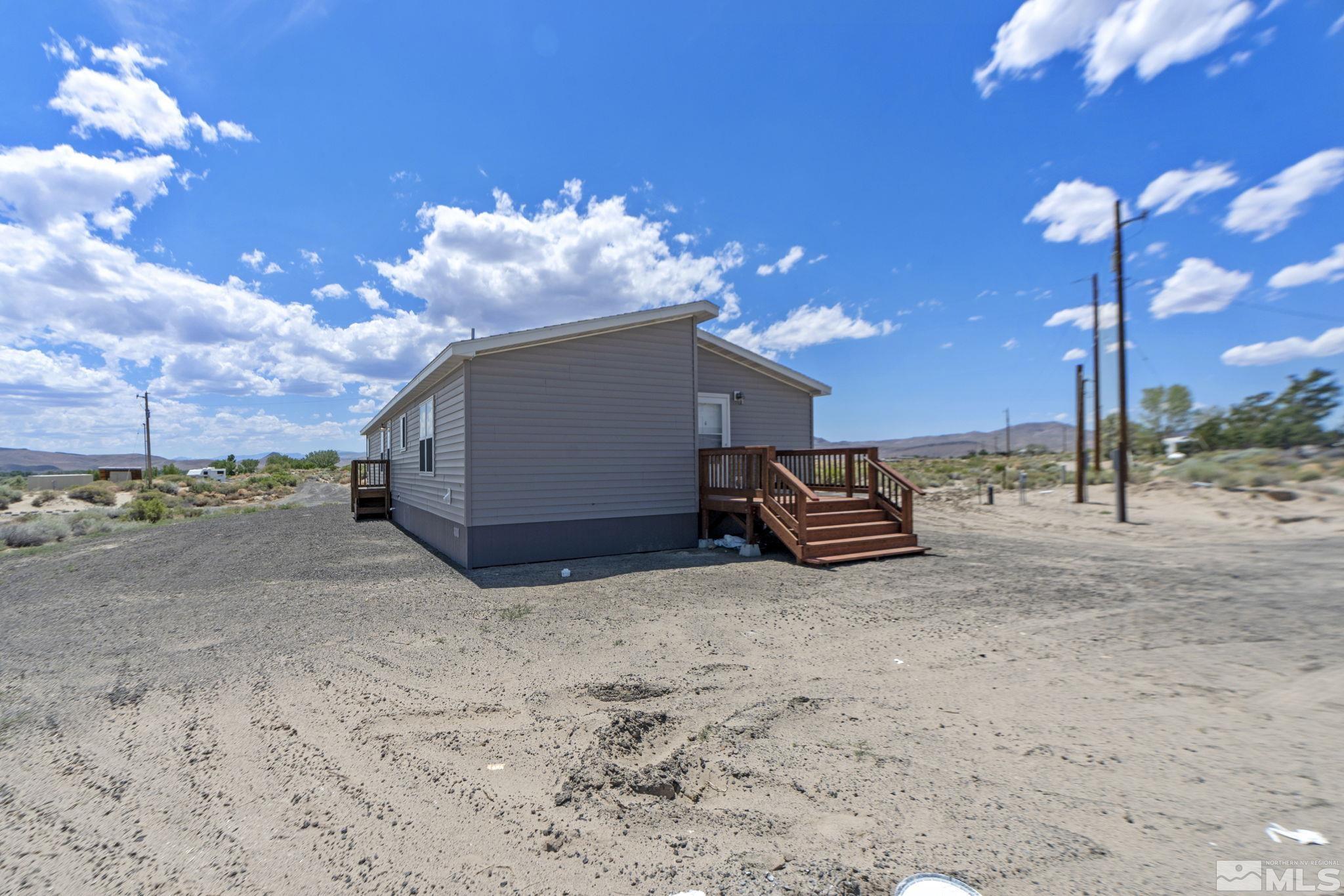 3675 E Antelope St Property Photo 4