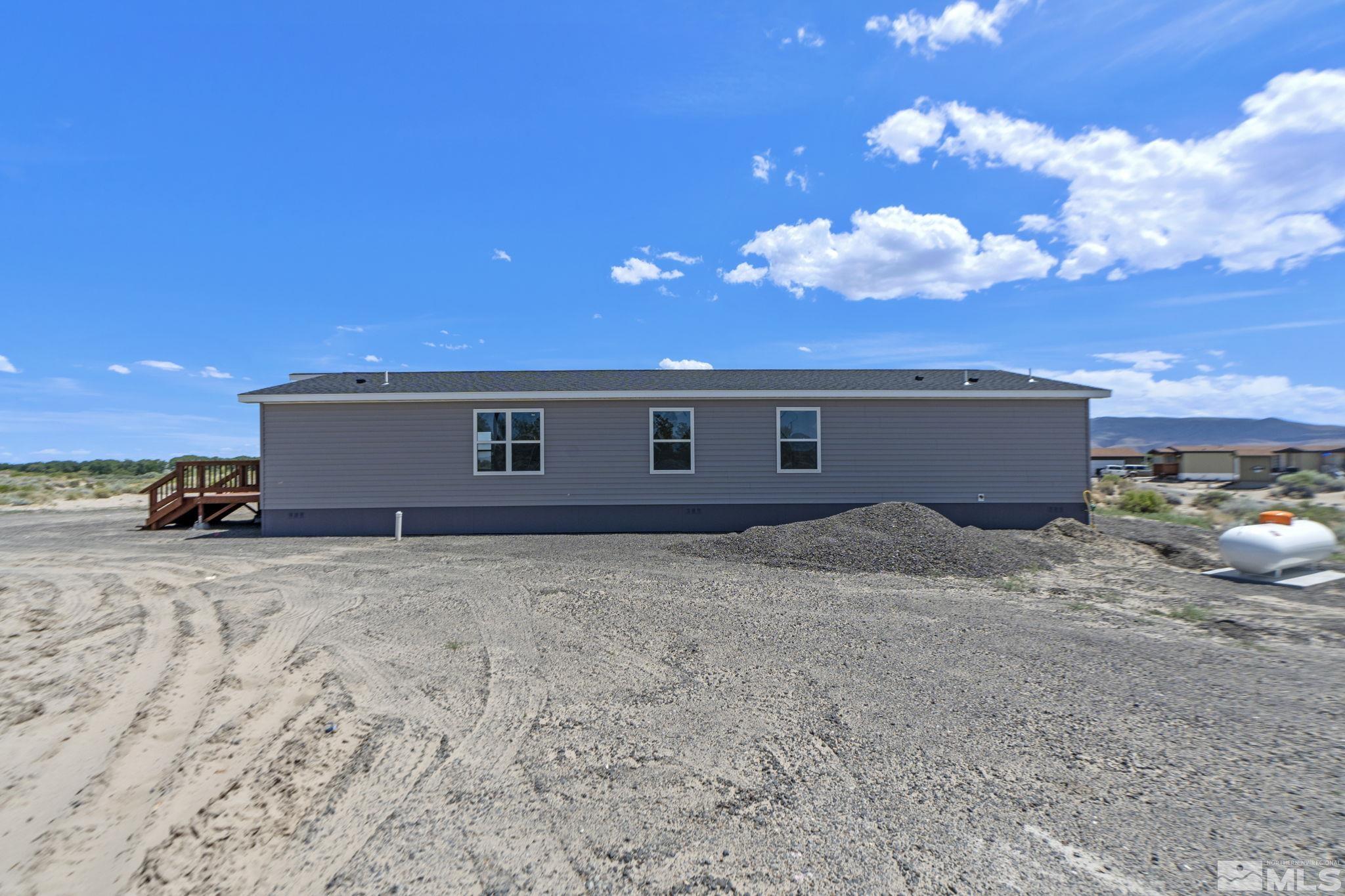 3675 E Antelope St Property Photo 5
