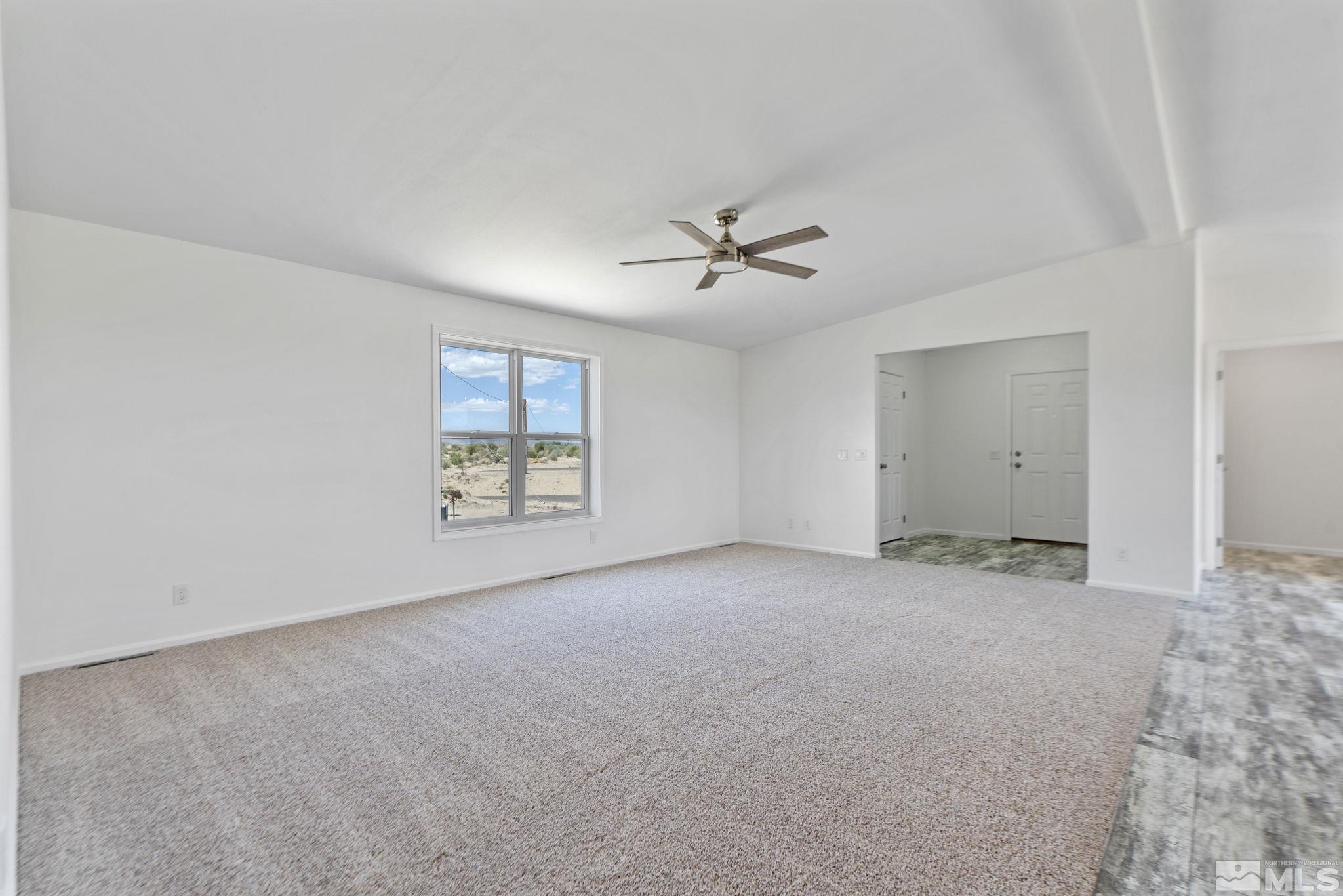 3675 E Antelope St Property Photo 7