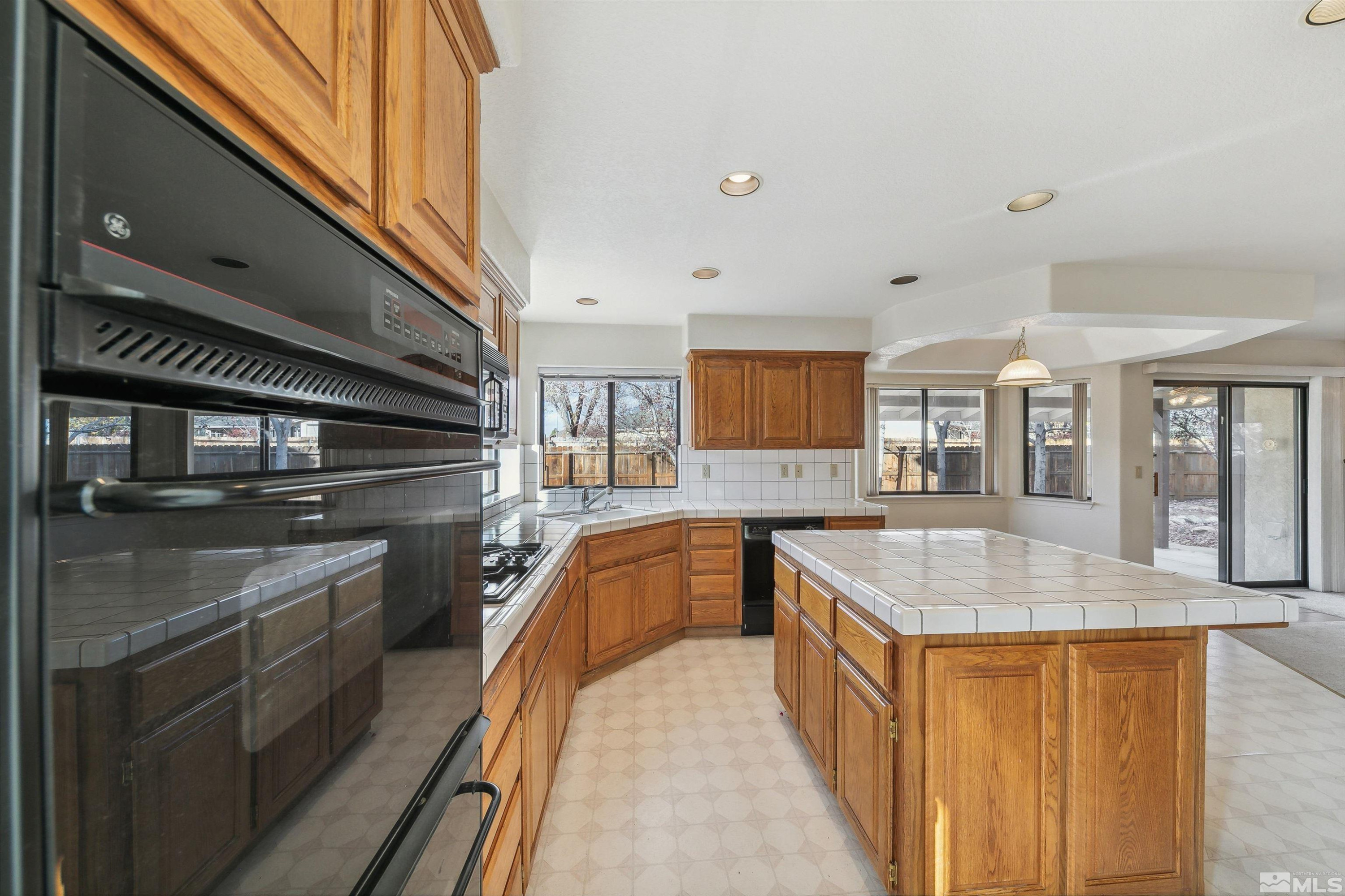 1208 Pleasantview Drive Property Photo 7