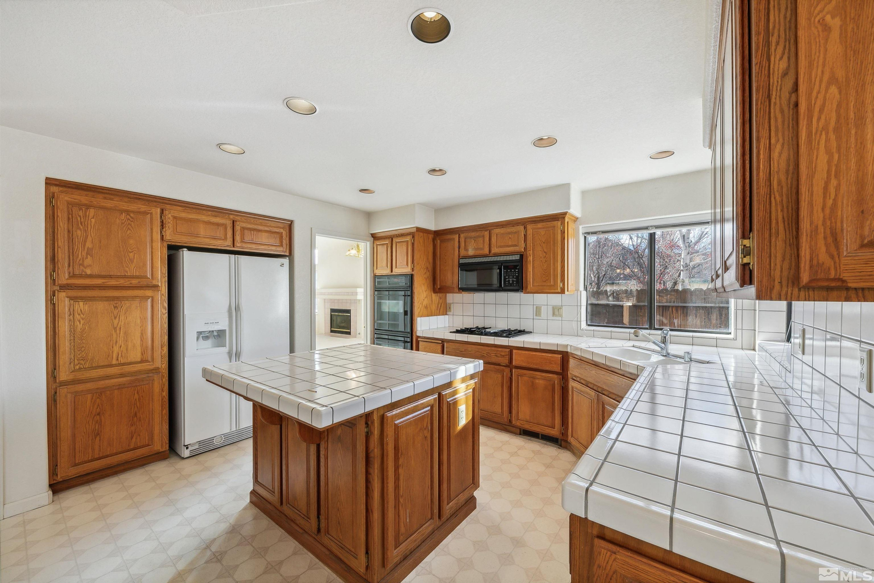 1208 Pleasantview Drive Property Photo 9