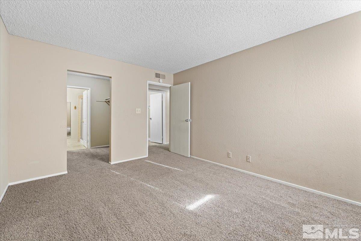 2955 Lakeside Dr. Unit 310 Property Photo 16