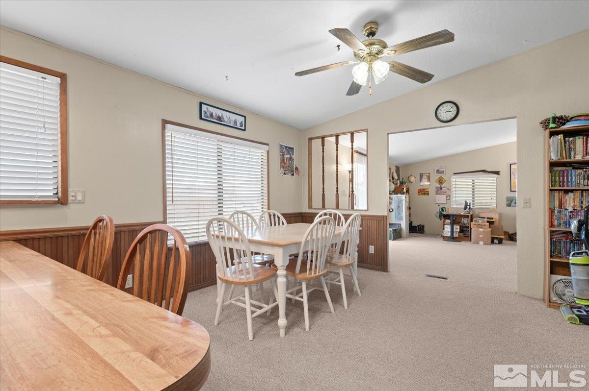 1030 Green Valley Dr Property Photo 7