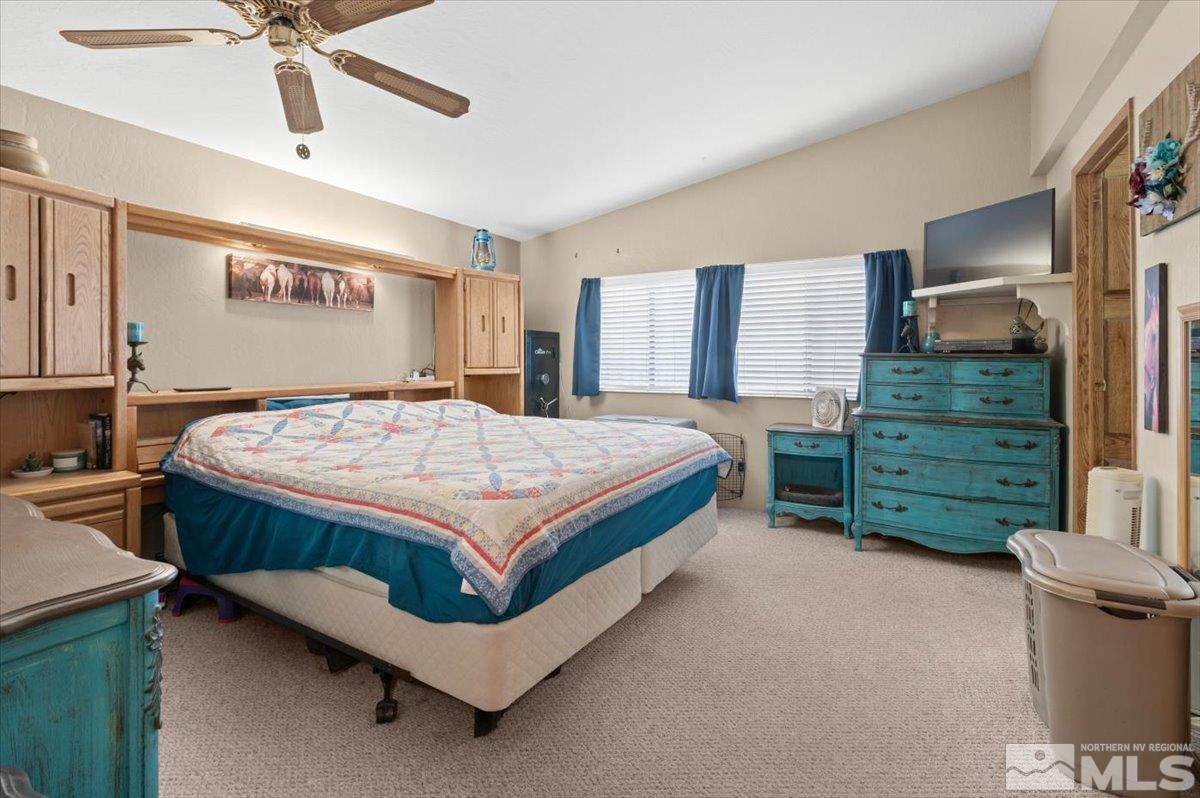 1030 Green Valley Dr Property Photo 10