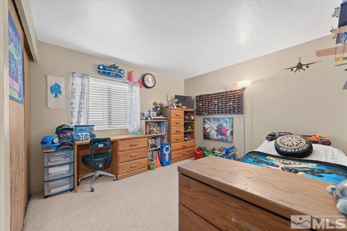1030 Green Valley Dr Property Photo 14
